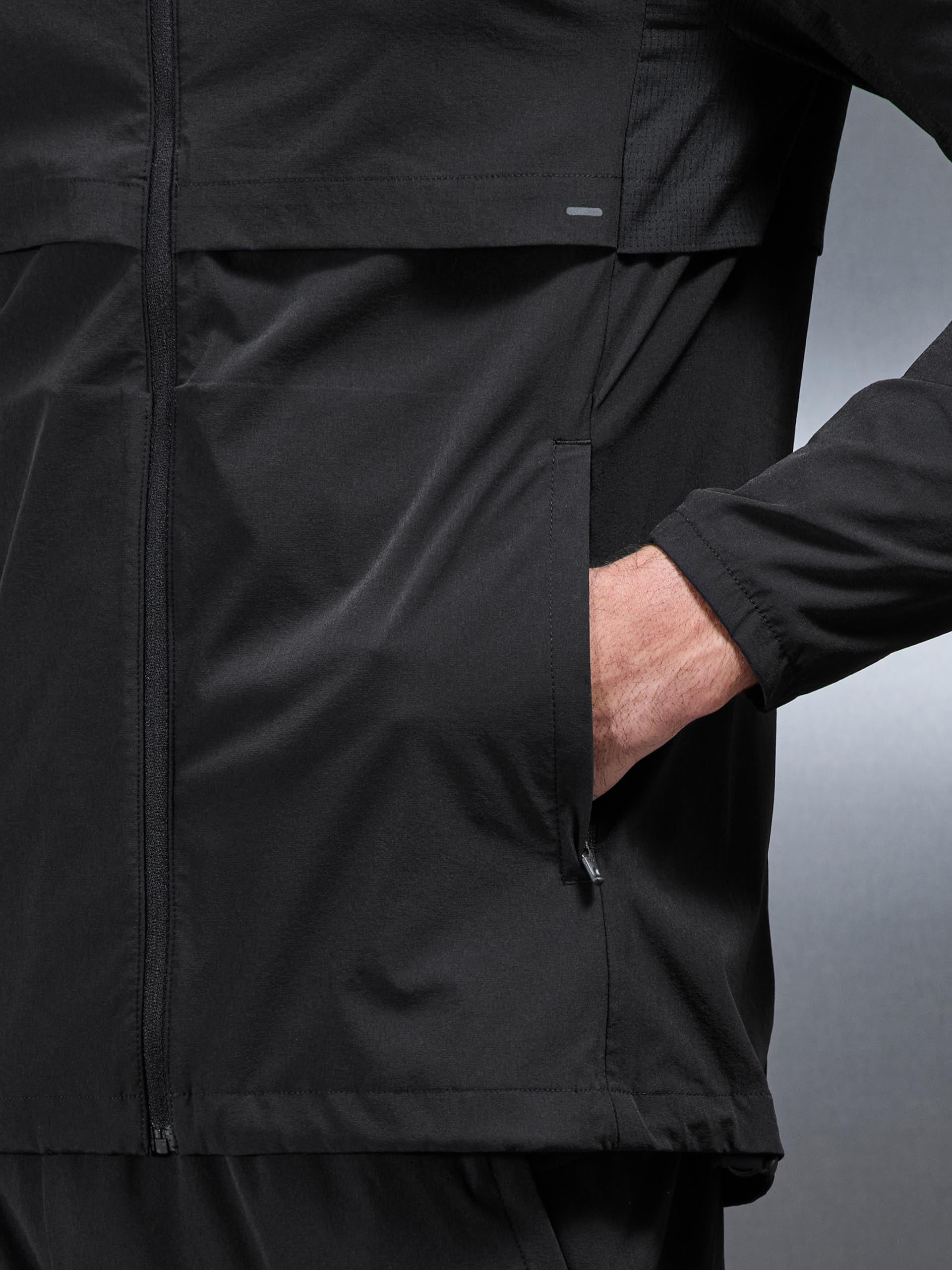 Mens Performance Windbreaker in Black
