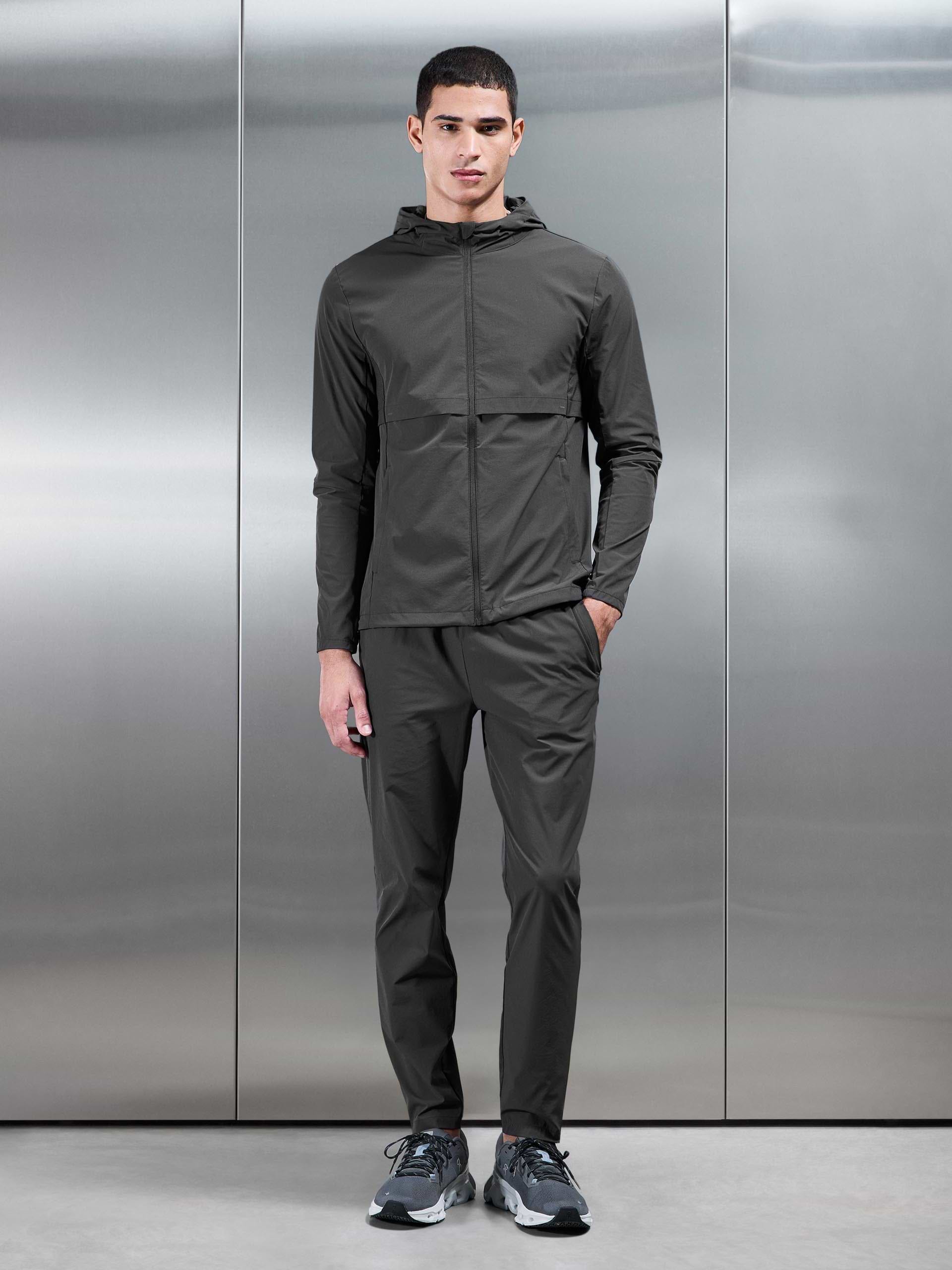 Performance Windbreaker in Grey