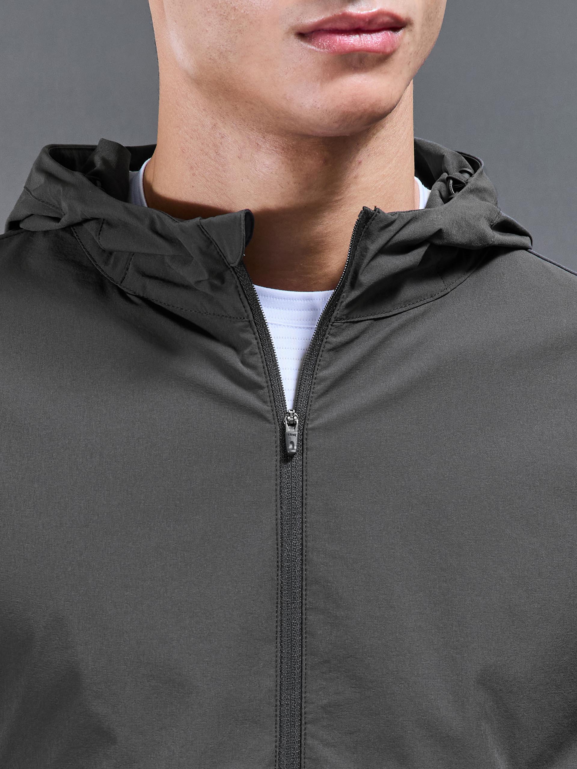Mens Performance Windbreaker in Grey