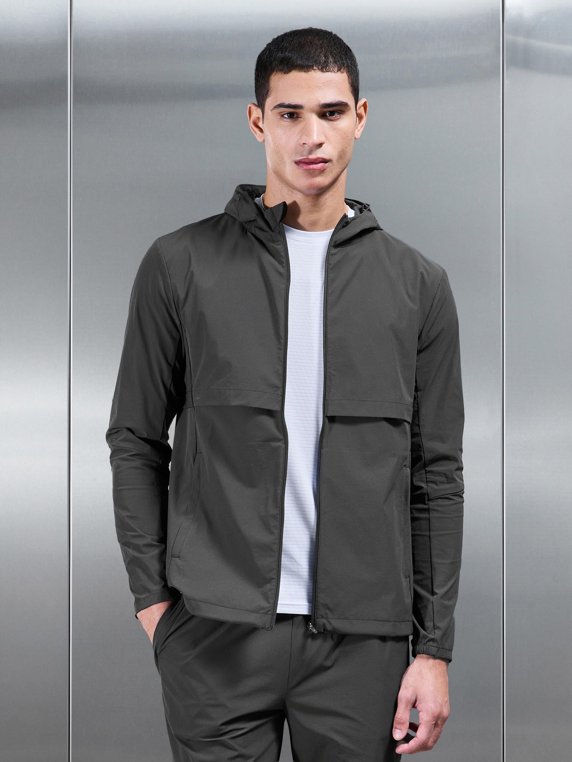 Mens Performance Windbreaker in Grey