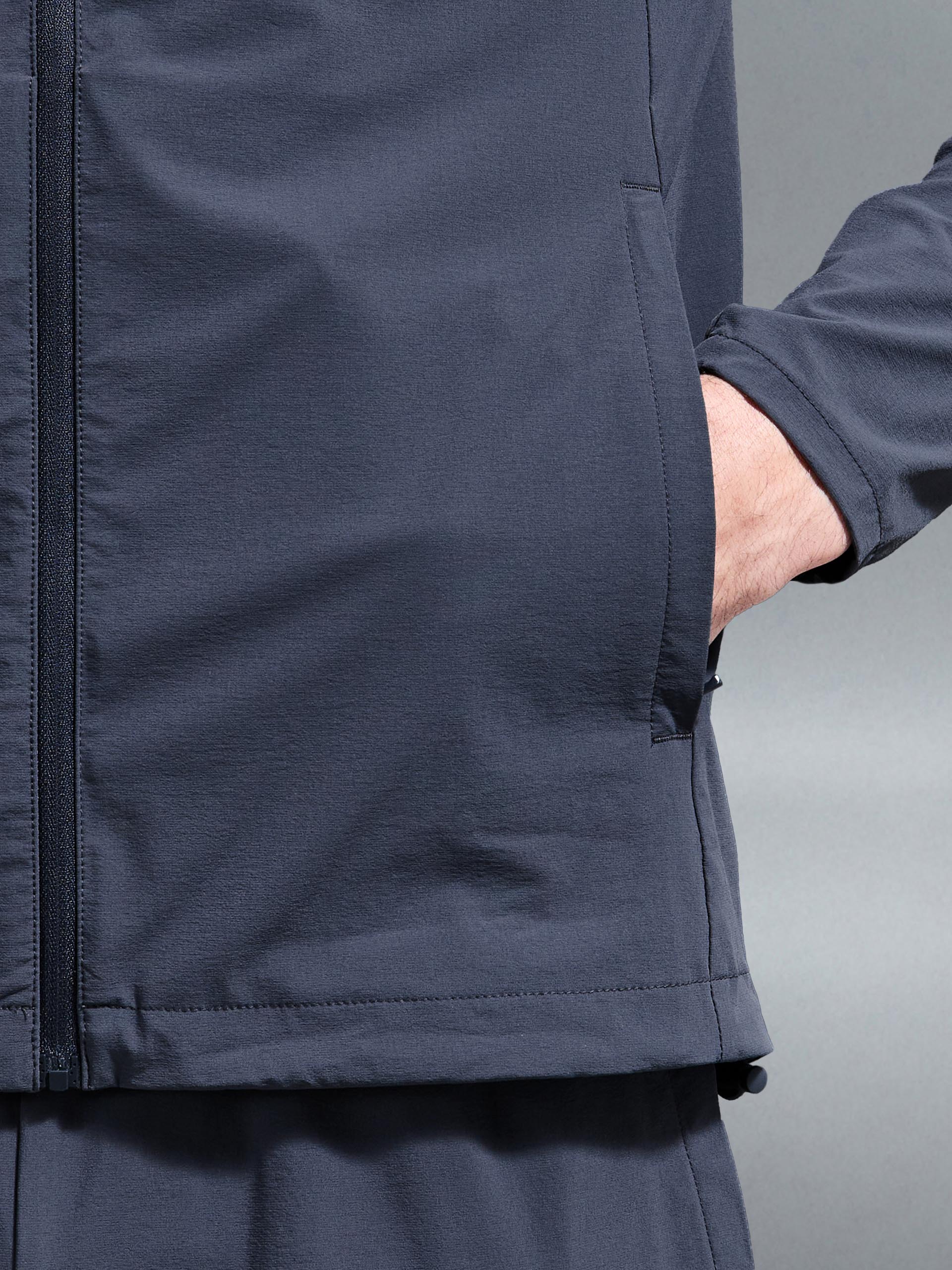 Mens Performance Windbreaker in Slate Blue