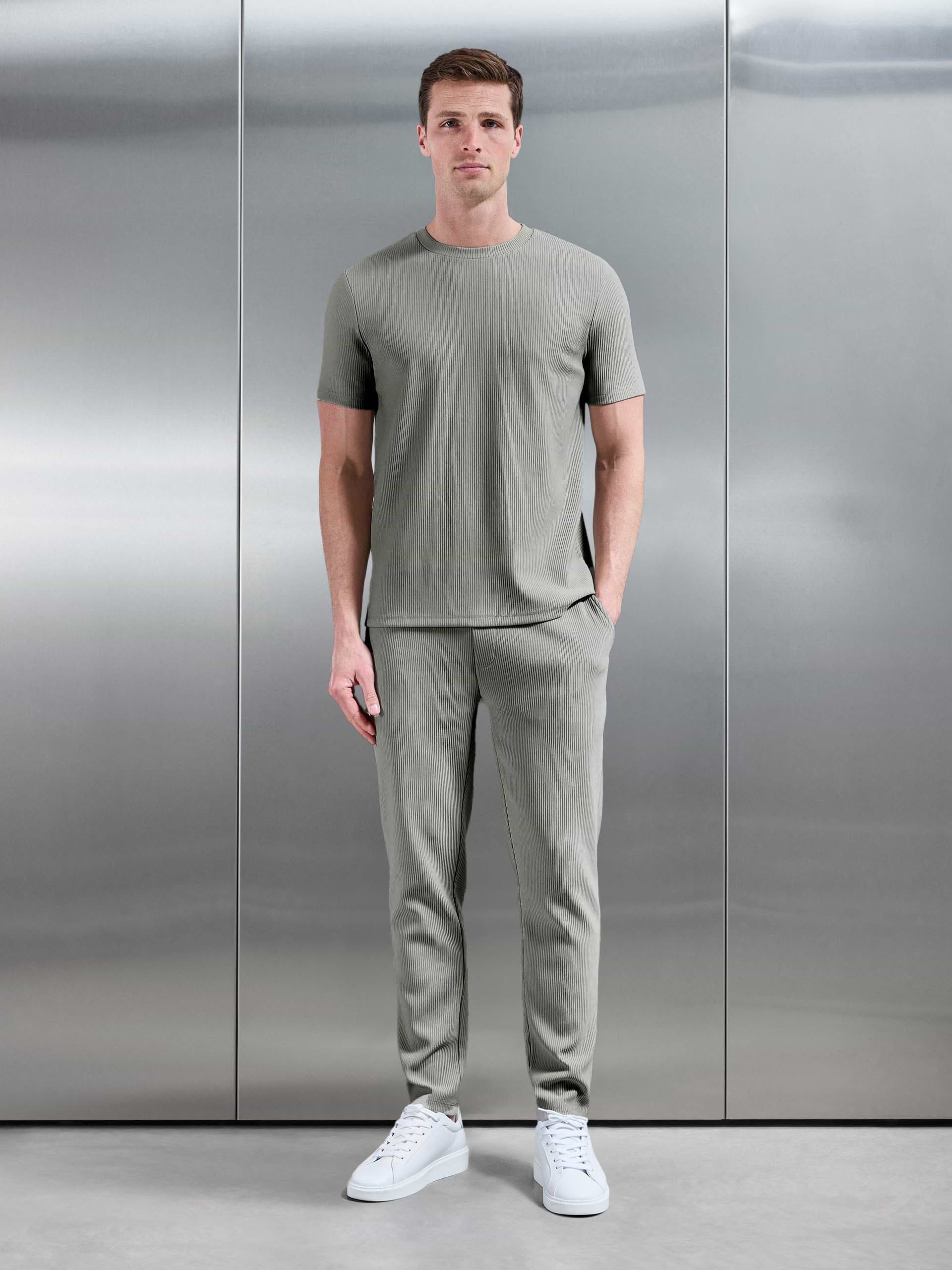 Mens Pleated Trouser in Sage