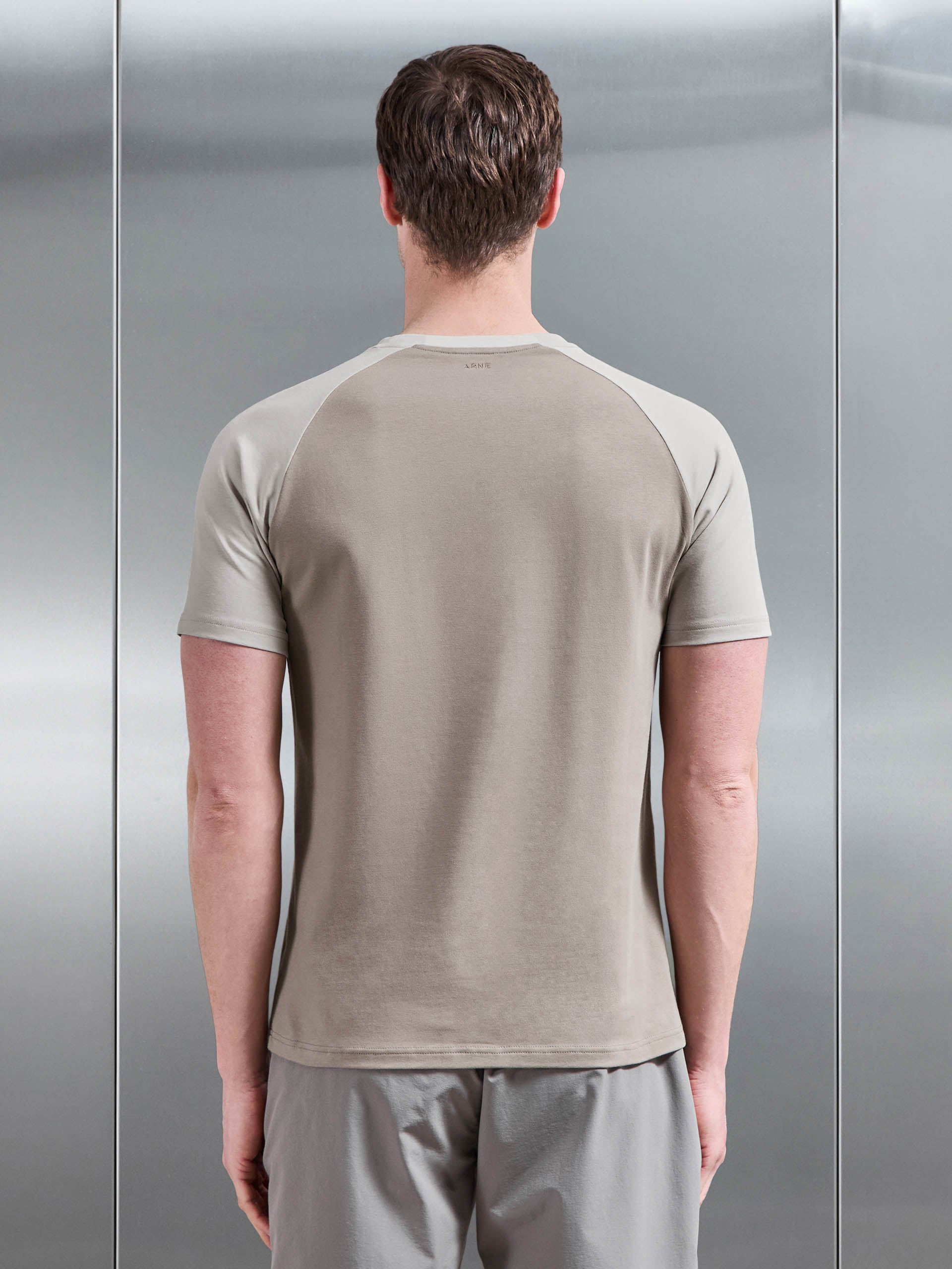 Mens Raglan Slim Fit Stretch Cotton T-Shirt in Taupe Stone