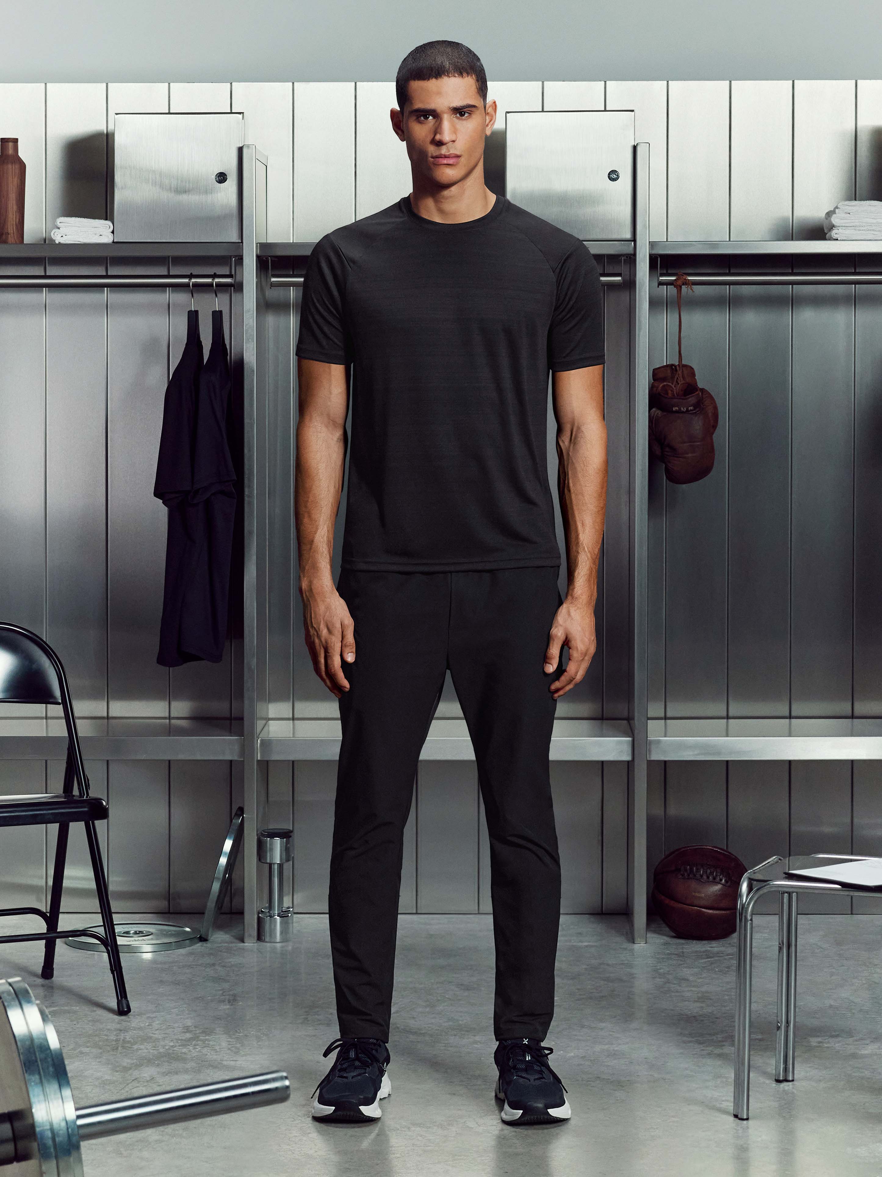 Mens React T-Shirt in Black