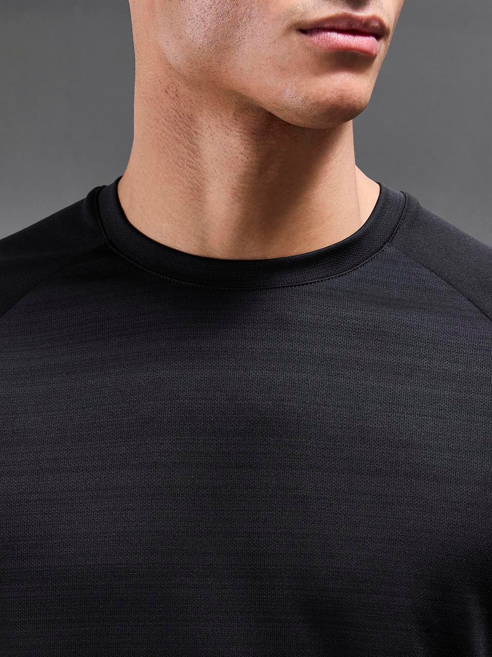 Mens React T-Shirt in Black