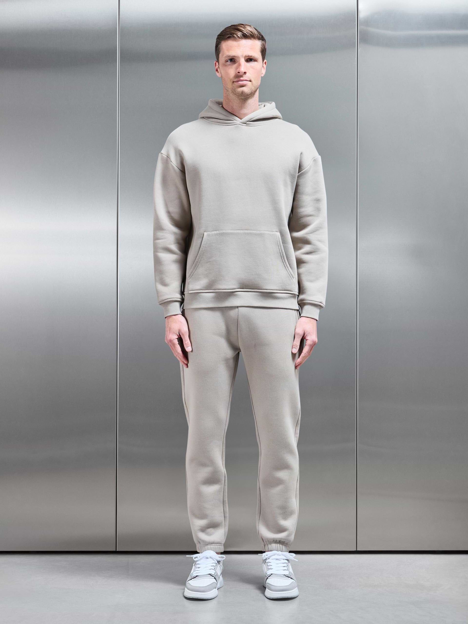 Mens Relaxed Cuffed Jogger in Stone