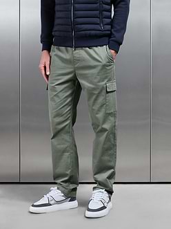 Mens Relaxed Fit Cotton Cargo Pant in Olive