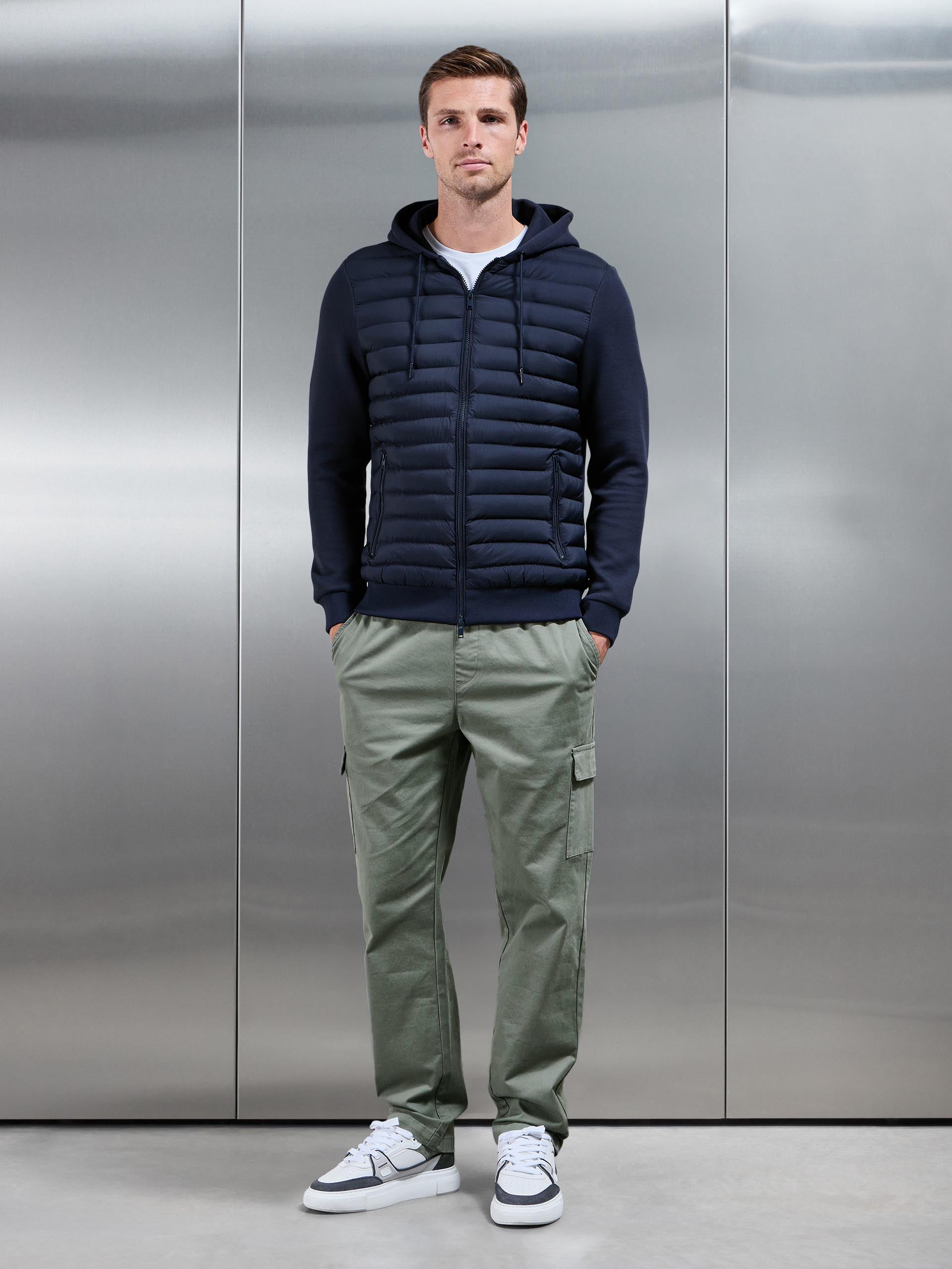 Mens Relaxed Fit Cotton Cargo Pant in Olive