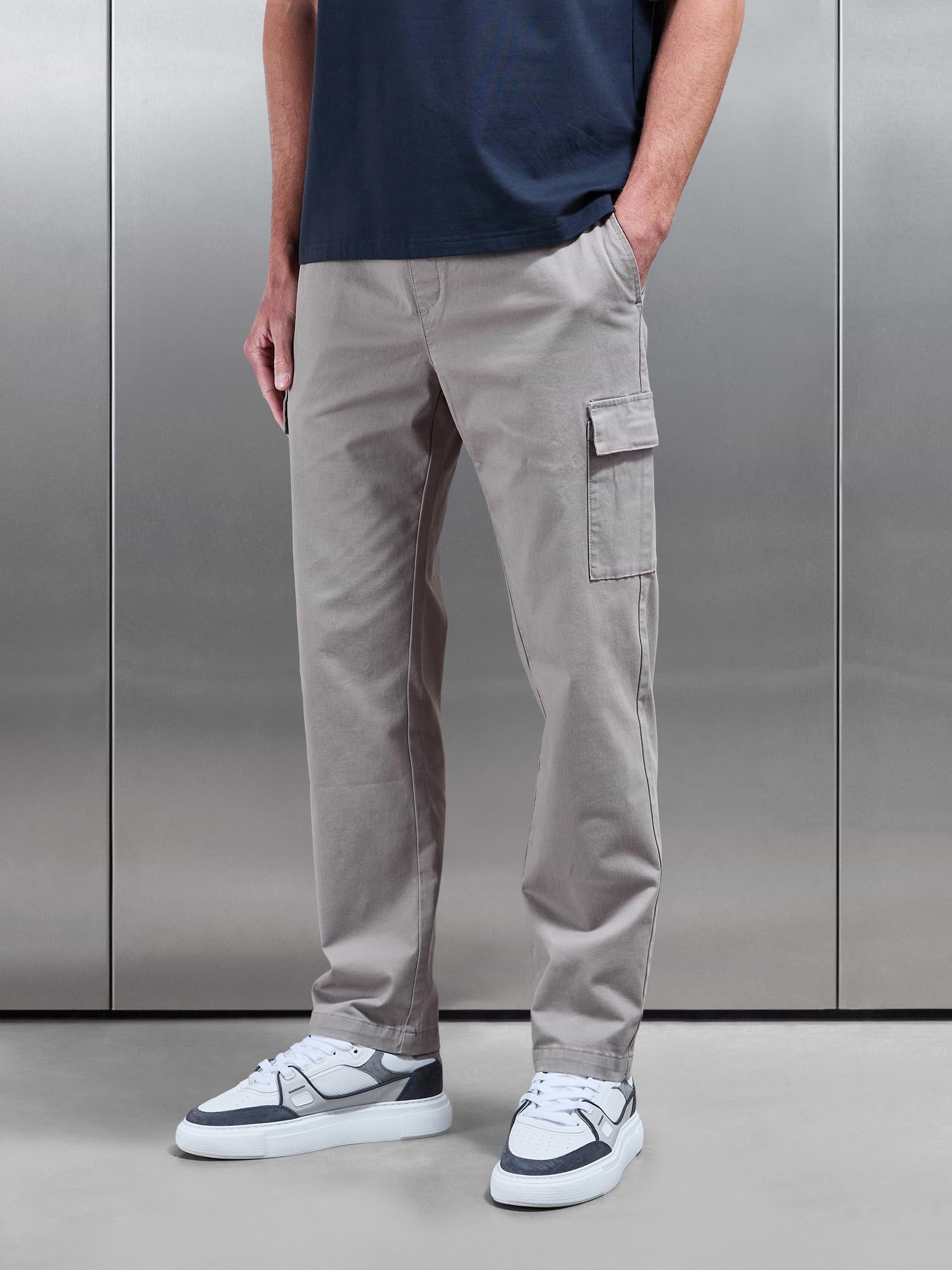 Relaxed Fit Cotton Cargo Pant in Taupe