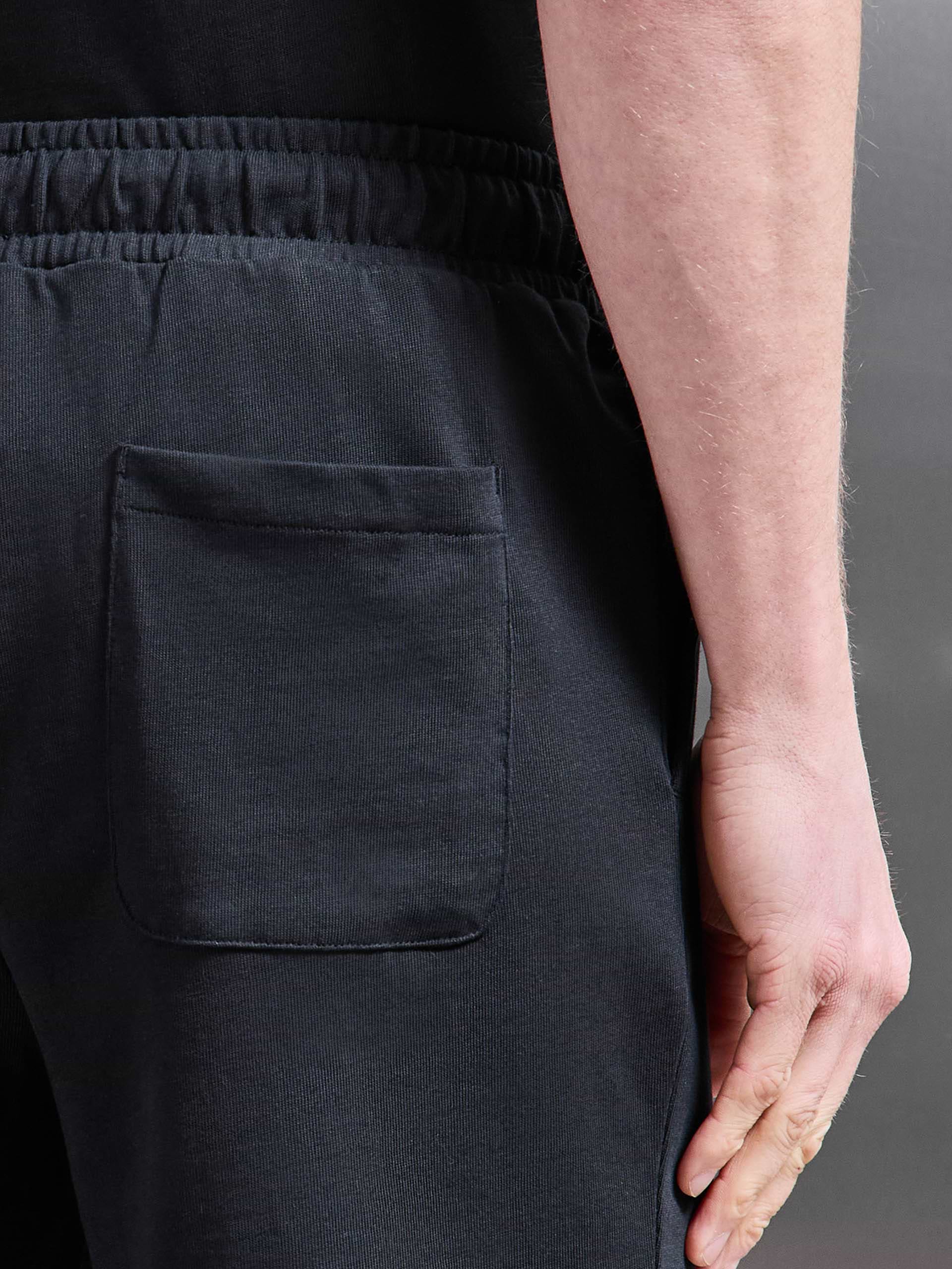 Relaxed Fit Cotton Short in Black