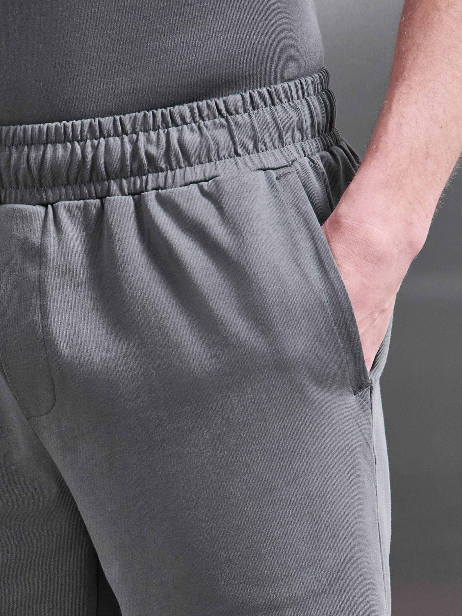 Relaxed Fit Cotton Short in Grey