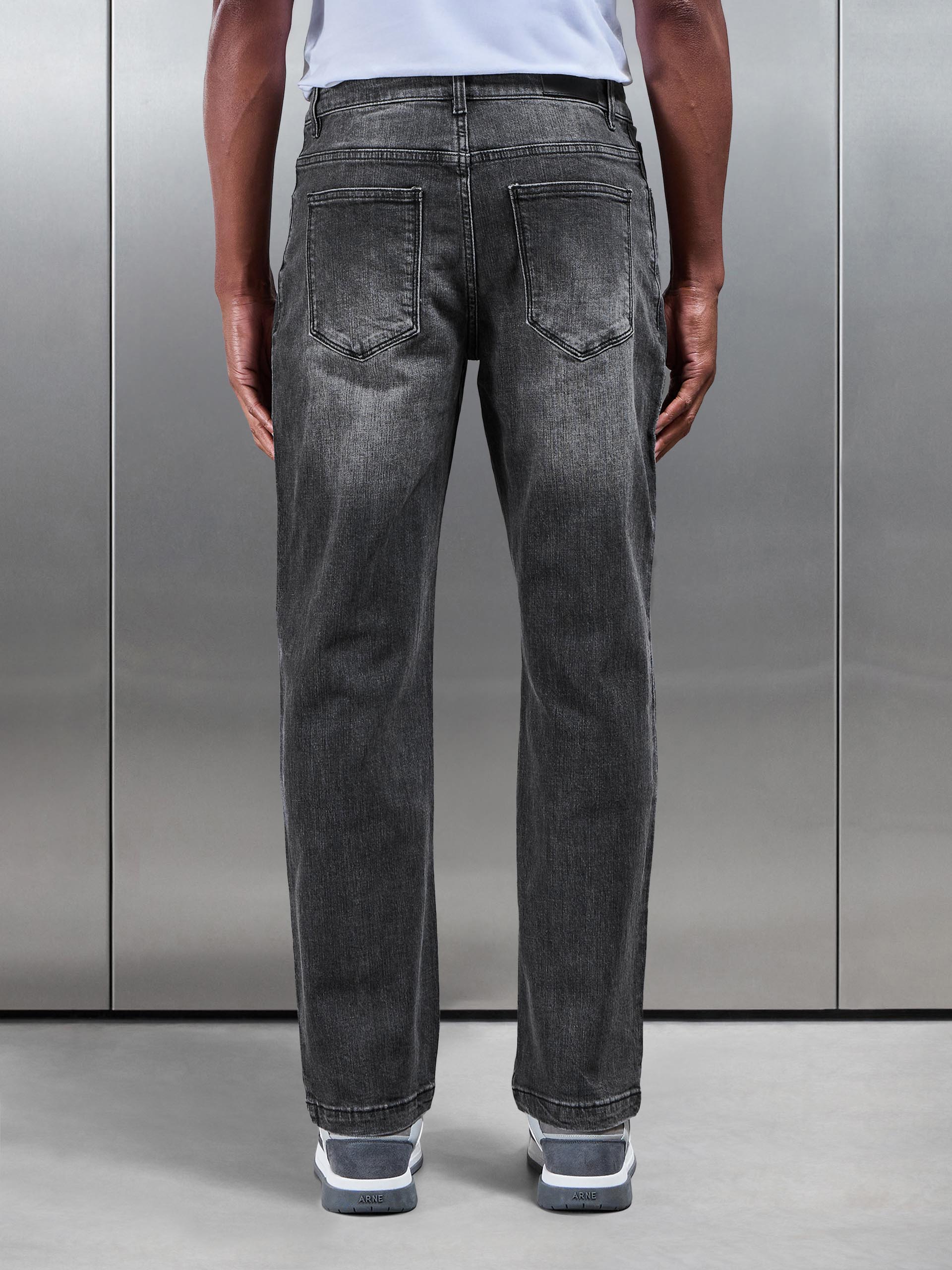 Mens Relaxed Fit Denim Jeans in Grey Wash