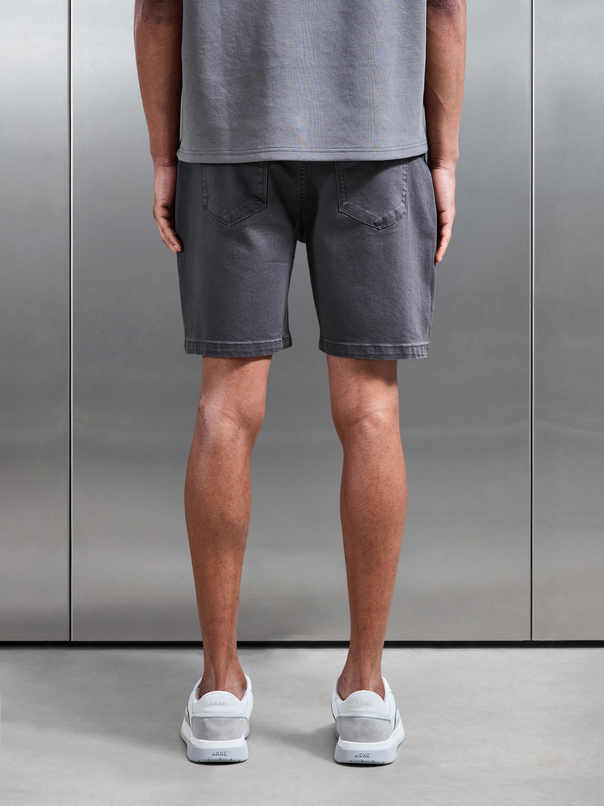 Mens Relaxed Fit Denim Short in Grey