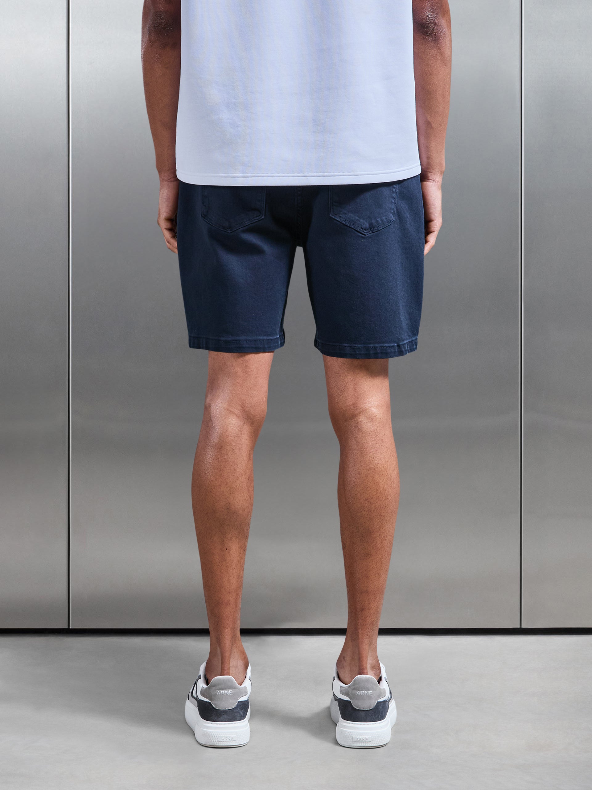 Mens Relaxed Fit Denim Short in Navy