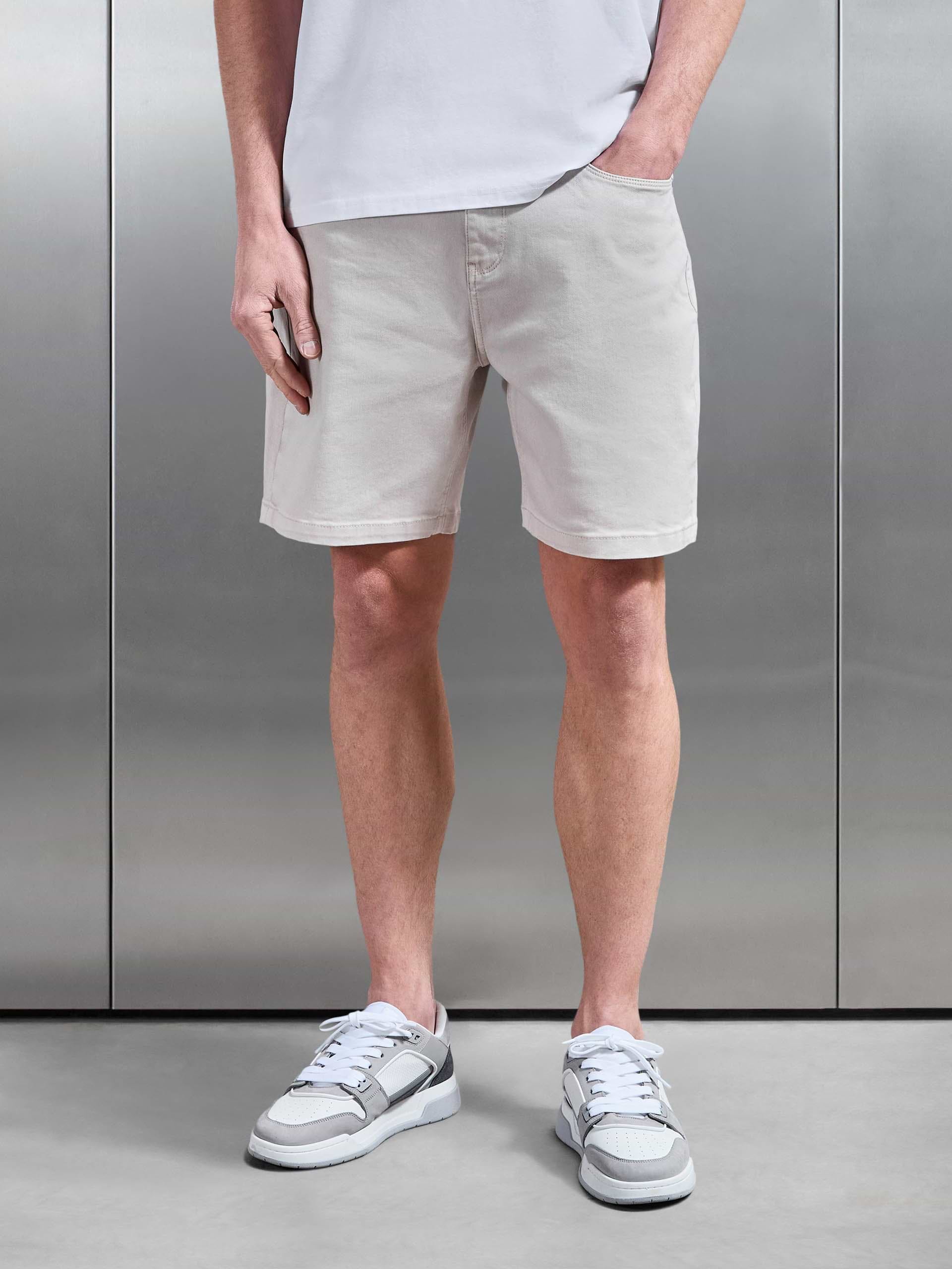 Relaxed Fit Denim Short in Stone