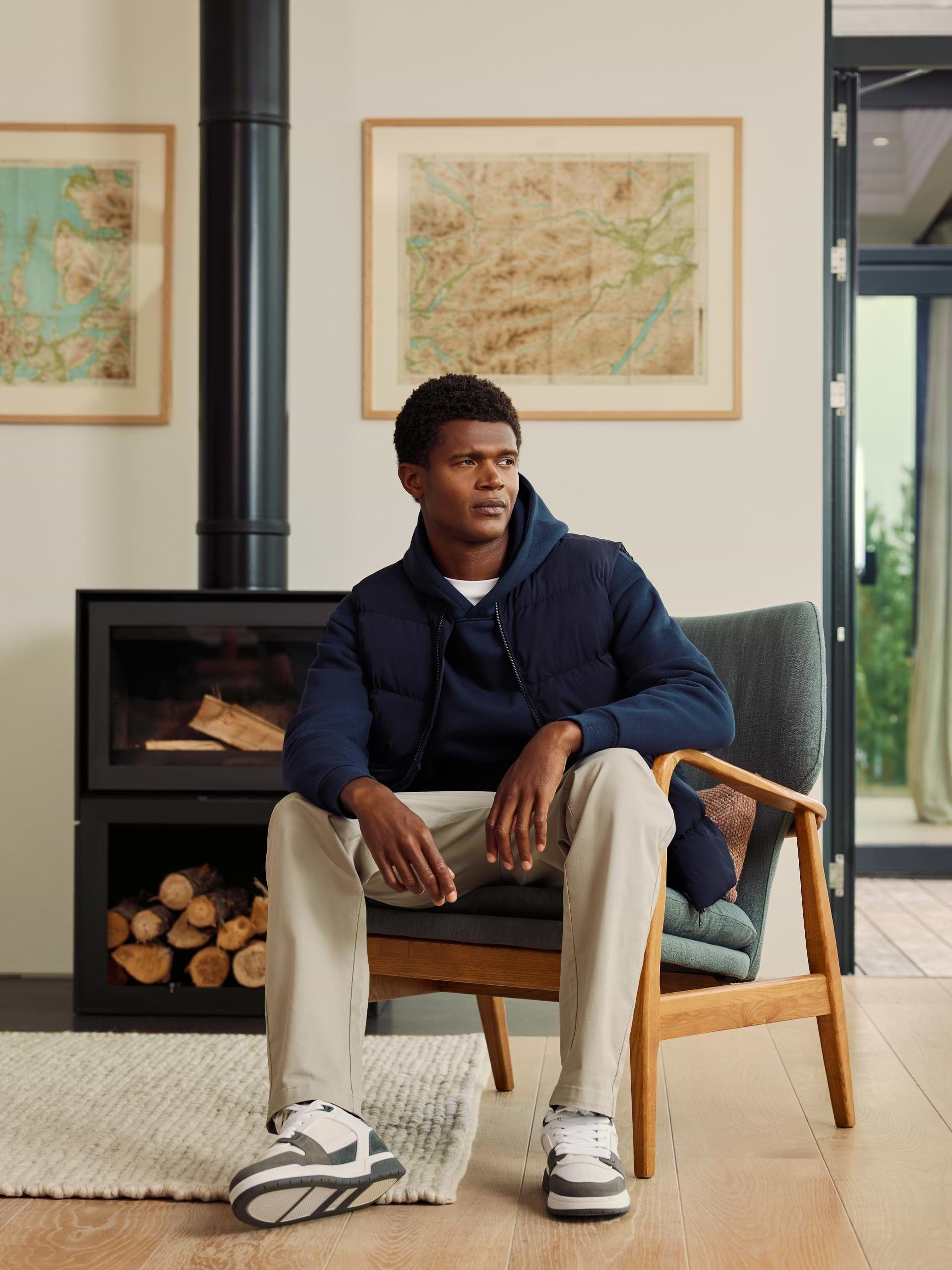 Mens Relaxed Fit Hoodie in Navy
