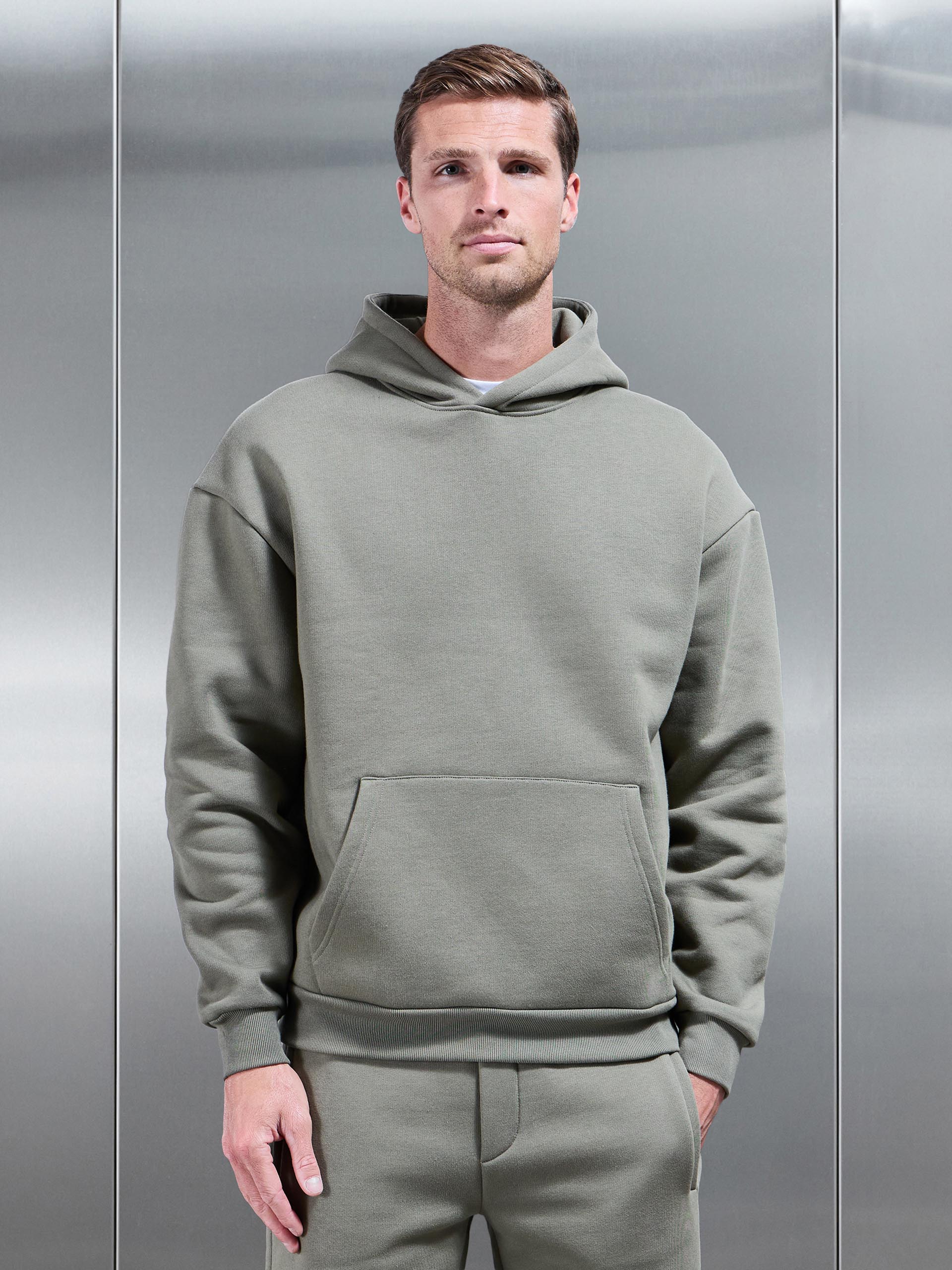 Mens Relaxed Fit Hoodie in Olive