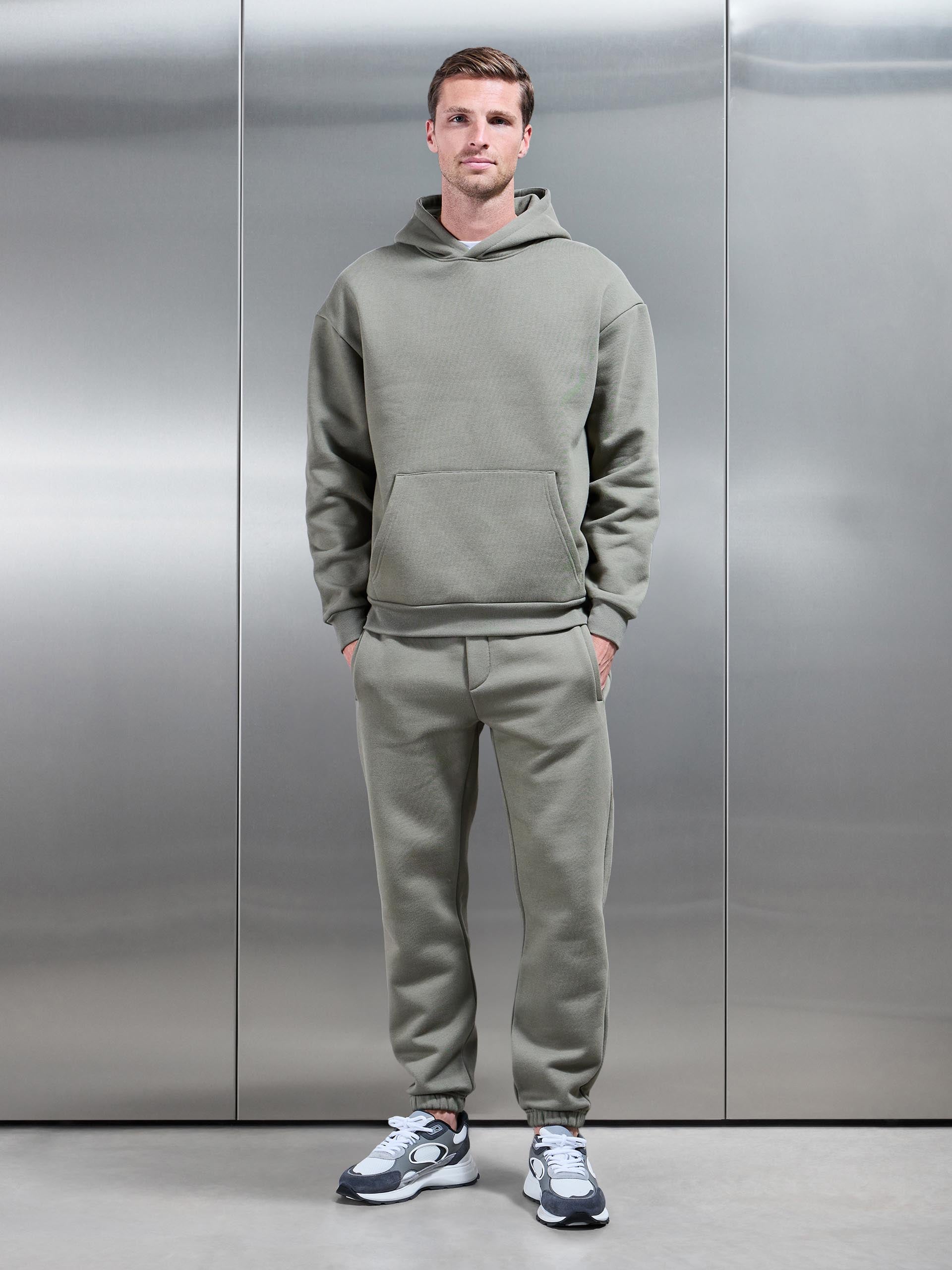 Mens Relaxed Fit Hoodie in Olive