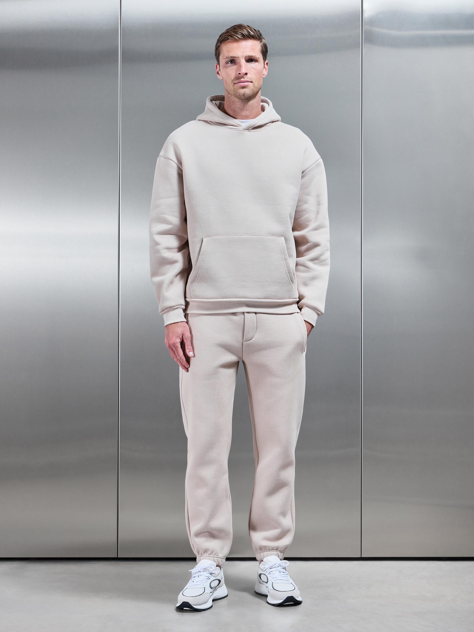 Mens Relaxed Fit Jogger in Beige