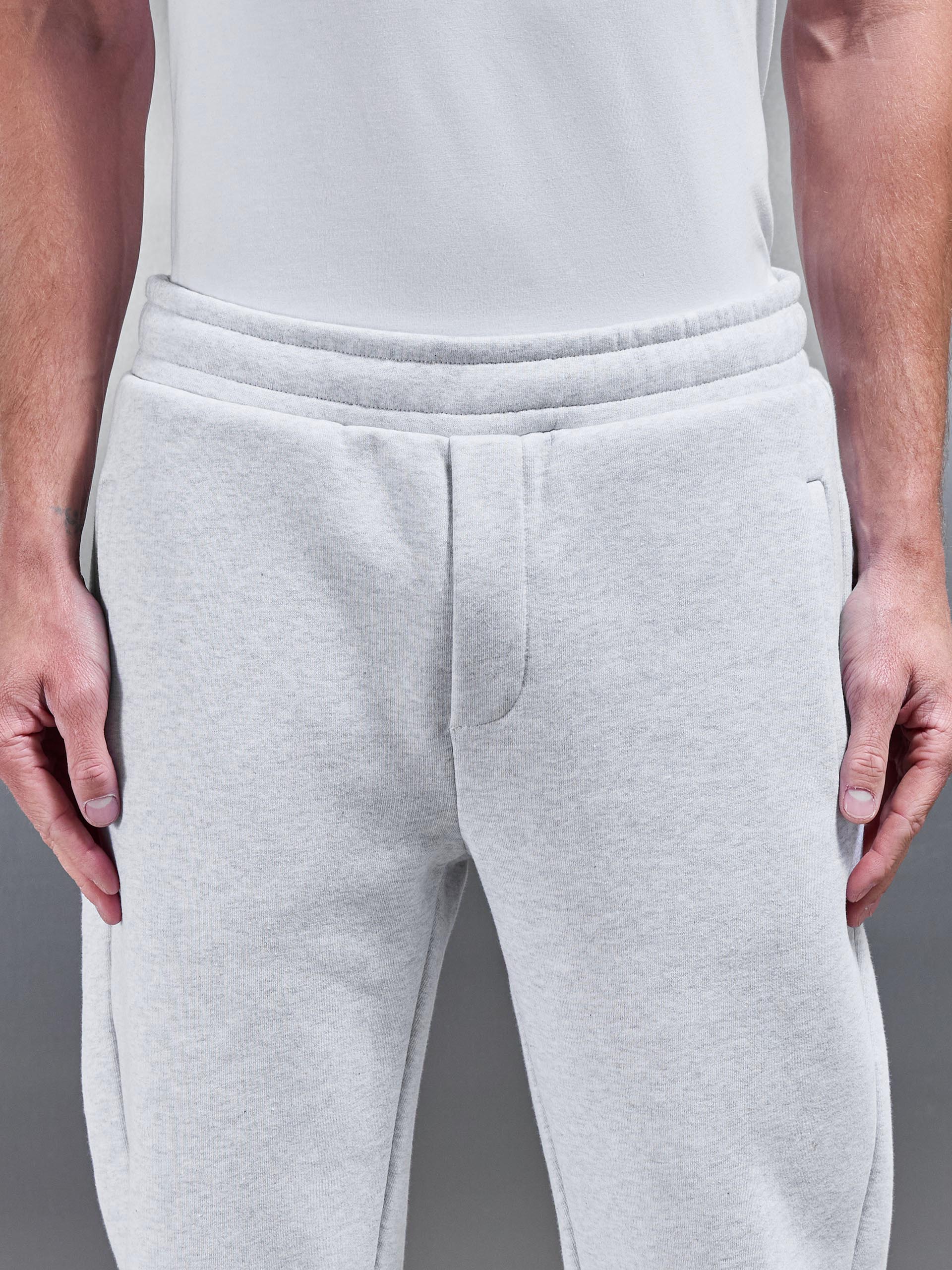 Mens Relaxed Fit Jogger in Marl Grey
