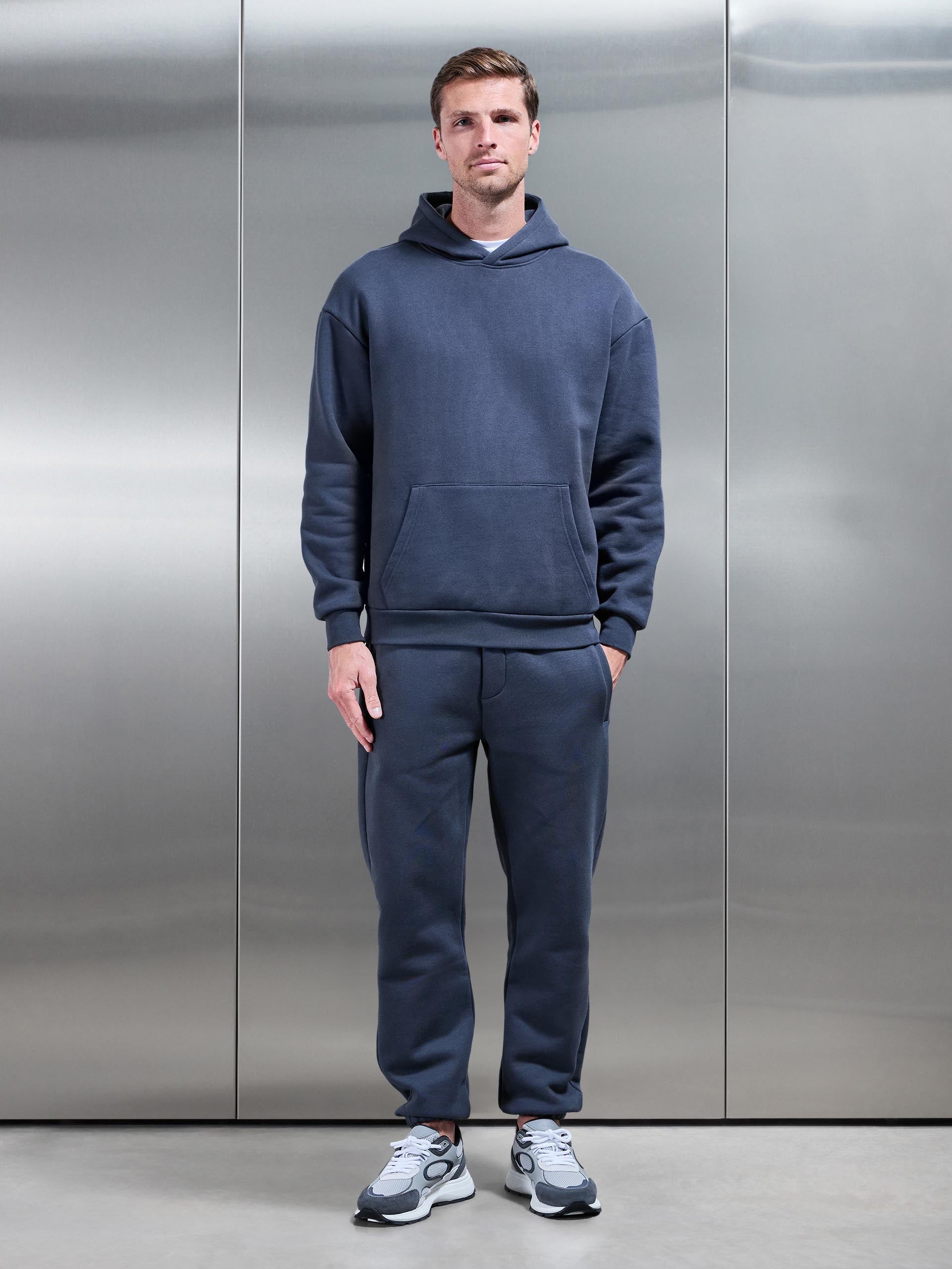 Mens Relaxed Fit Jogger in Slate Blue