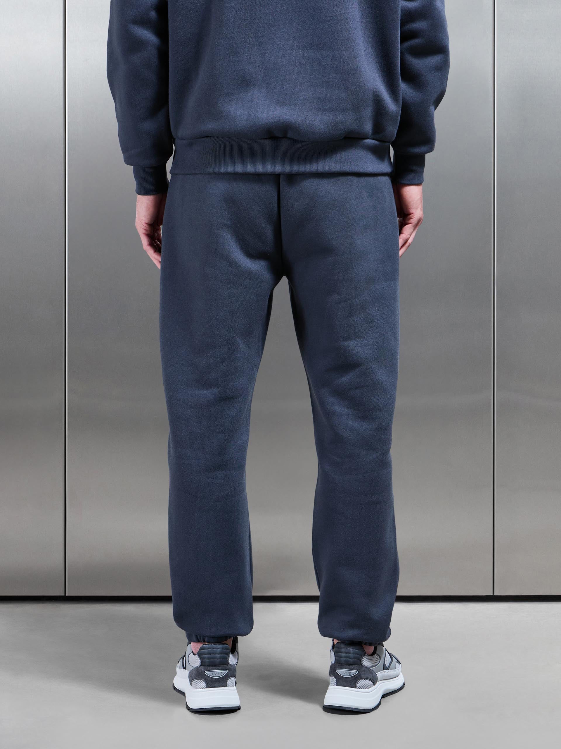 Mens Relaxed Fit Jogger in Slate Blue