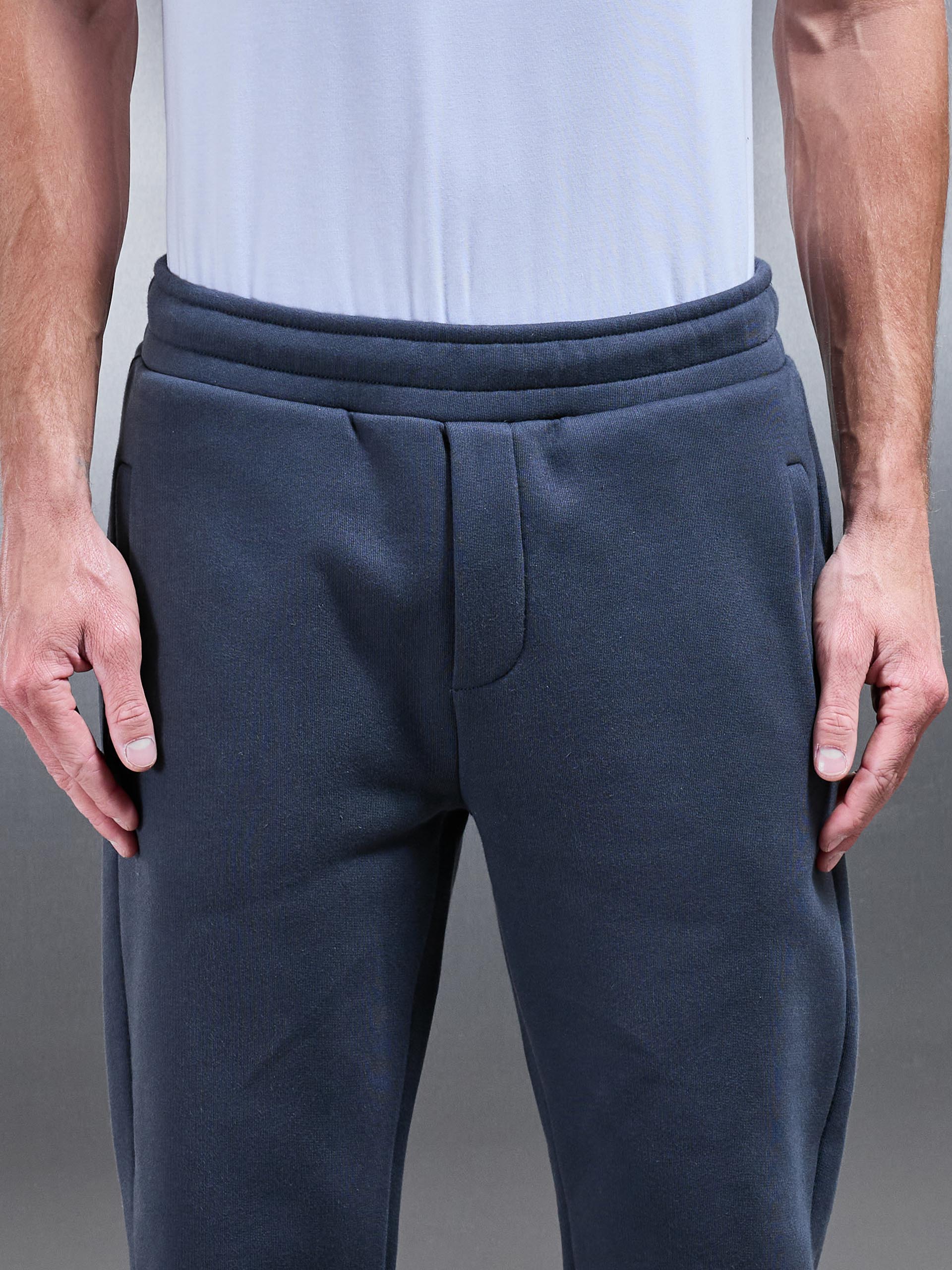 Mens Relaxed Fit Jogger in Slate Blue