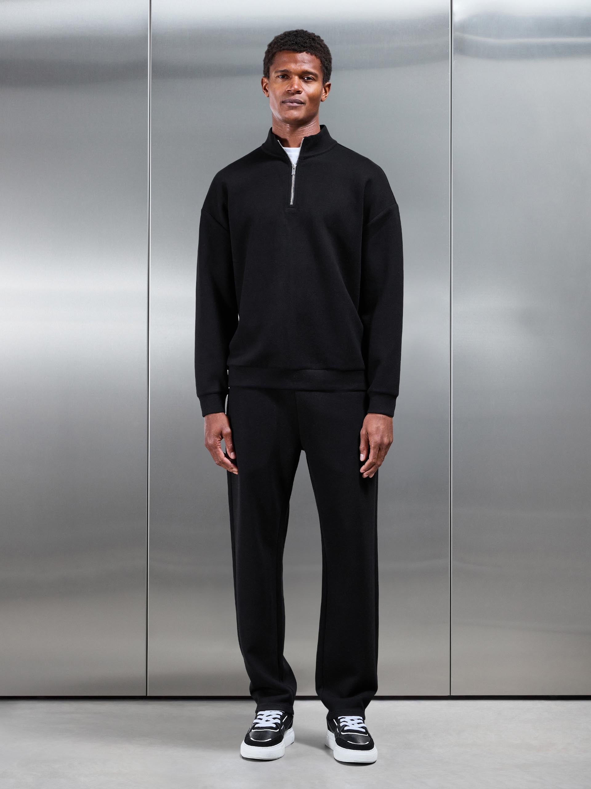 Mens Relaxed Fit Knitted Half Zip in Black