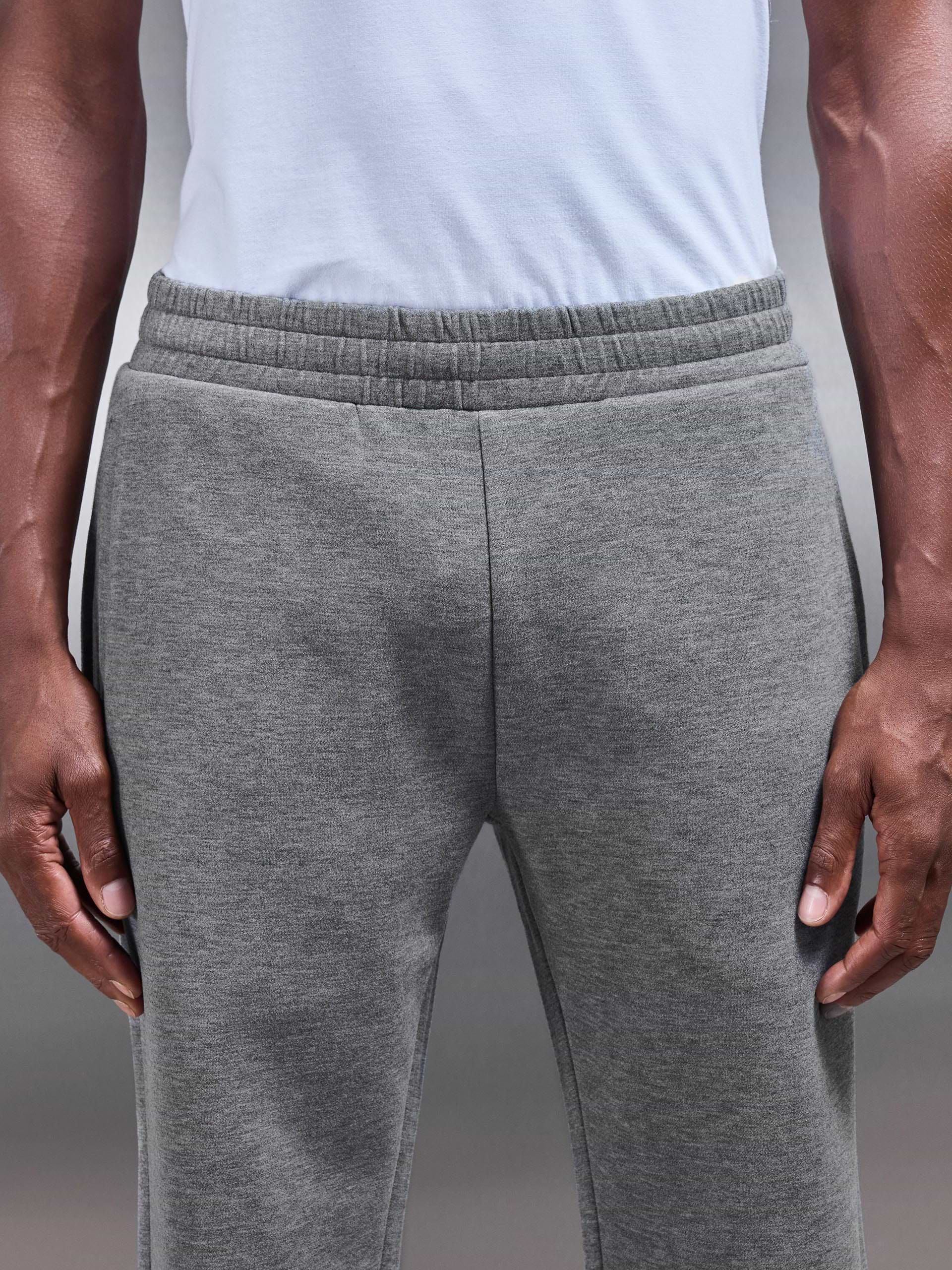 Relaxed Fit Knitted Jogger in Charcoal Marl