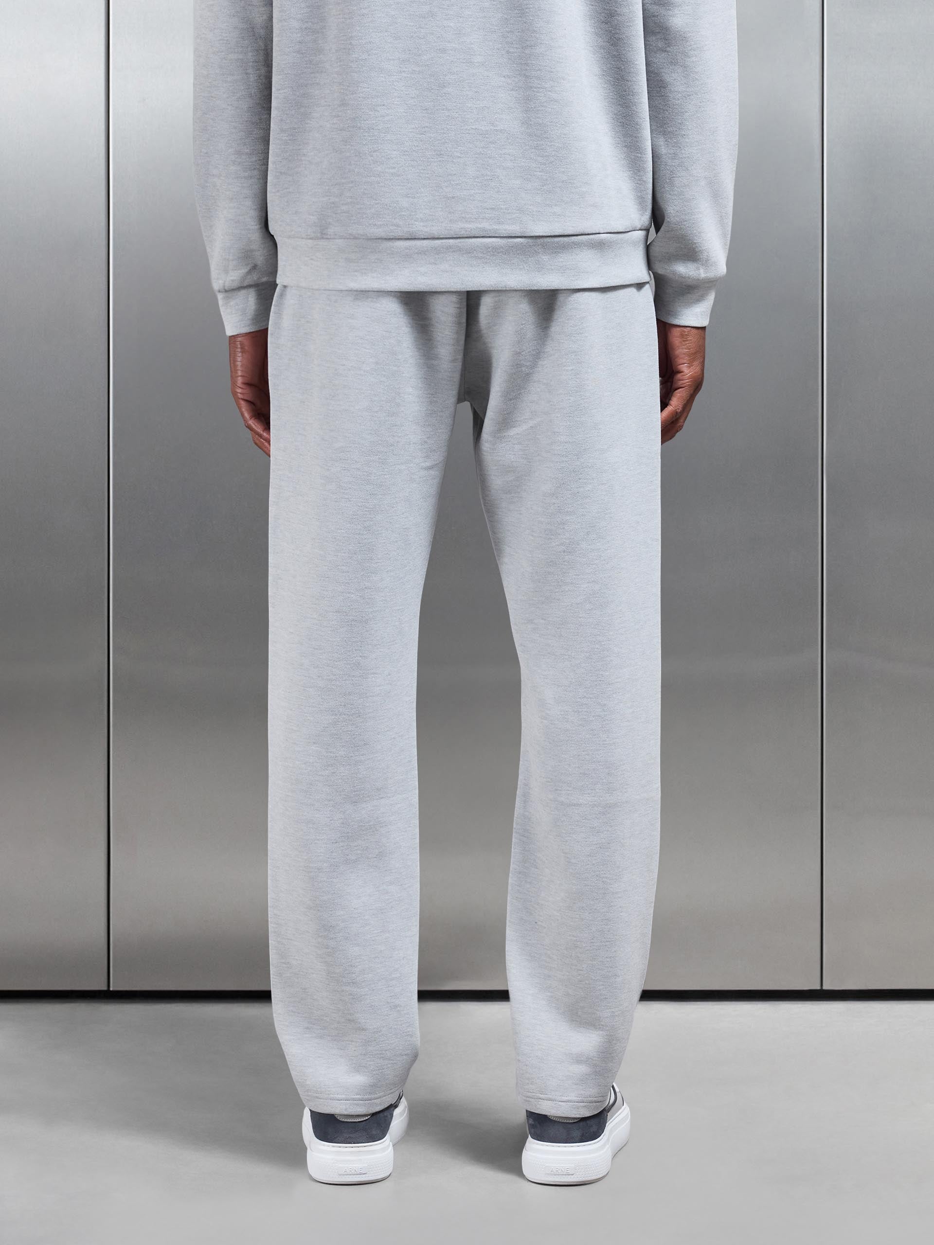 Mens Relaxed Fit Knitted Jogger in Marl Grey