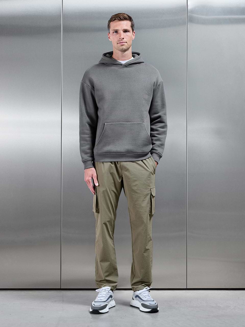 Relaxed Fit Utility Cargo Pant in Olive