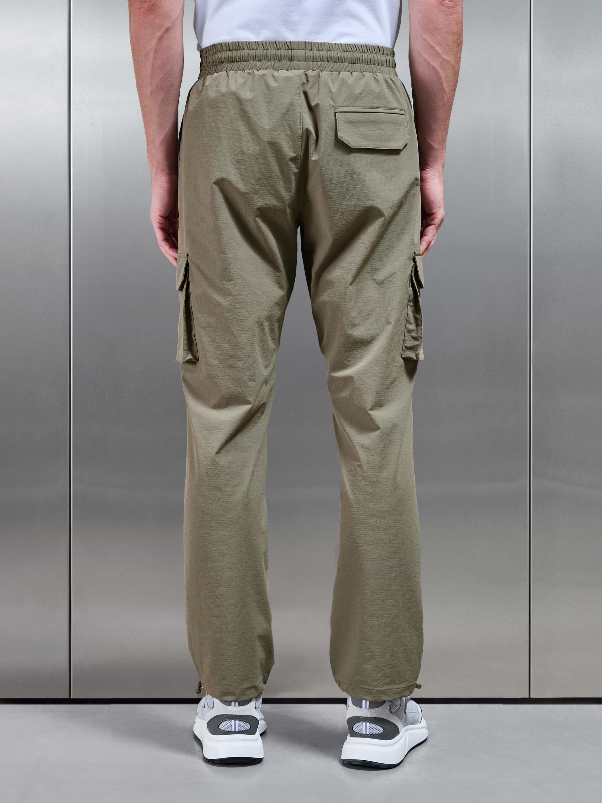 Relaxed Fit Utility Cargo Pant in Olive
