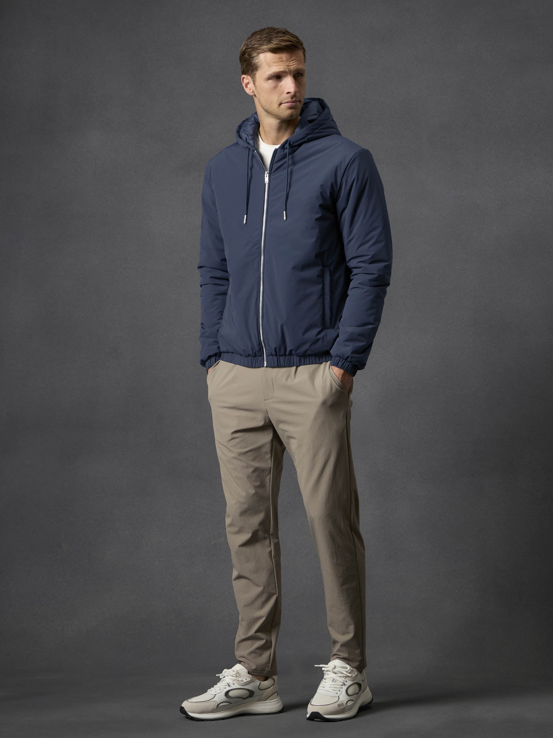 Mens Shell Padded Windbreaker in Navy