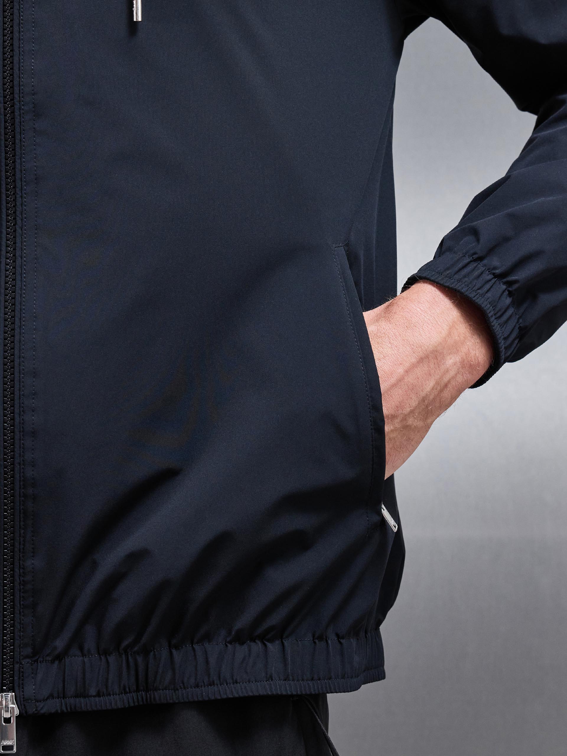 Mens Shell Windbreaker in Black