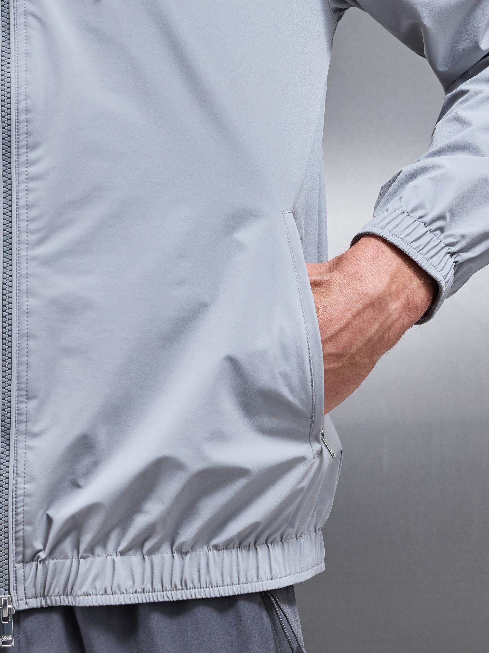 Mens Shell Windbreaker in Mid Grey