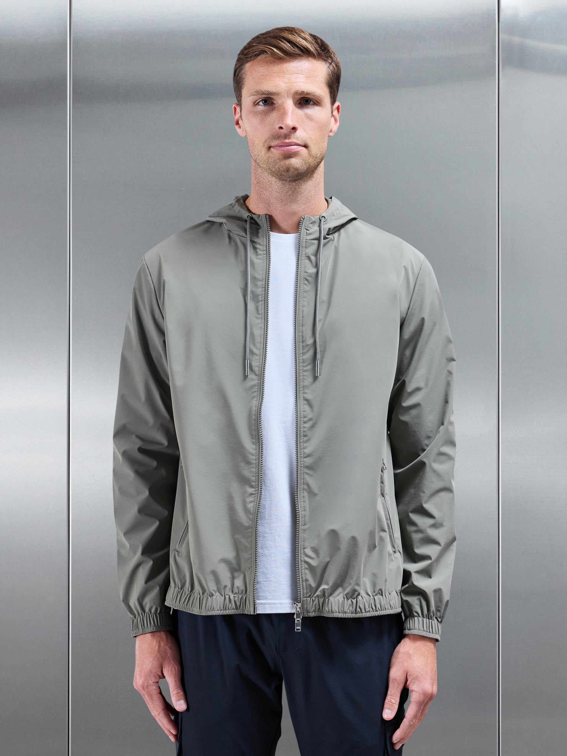 Mens Shell Windbreaker in Olive