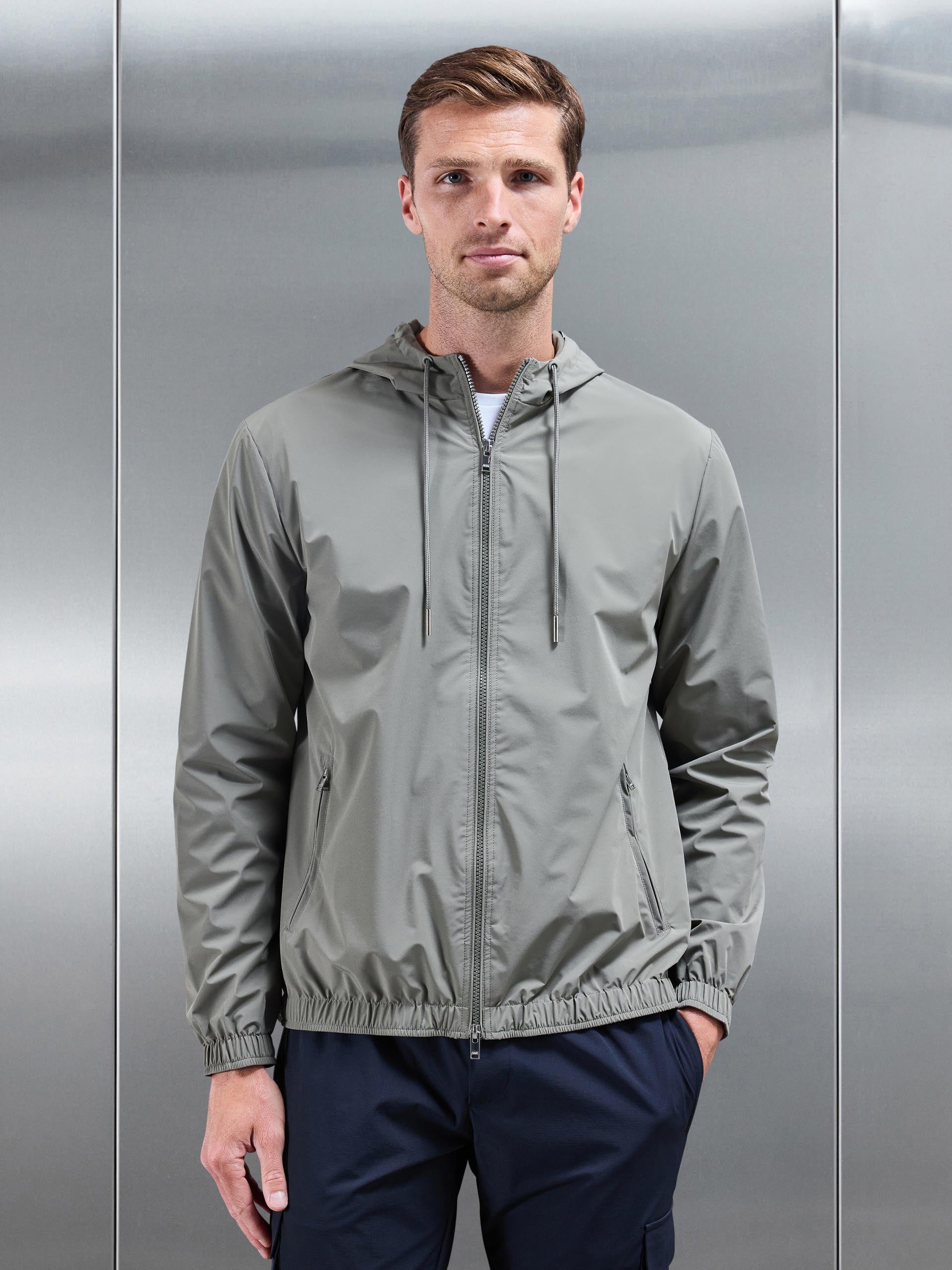 Mens Shell Windbreaker in Olive