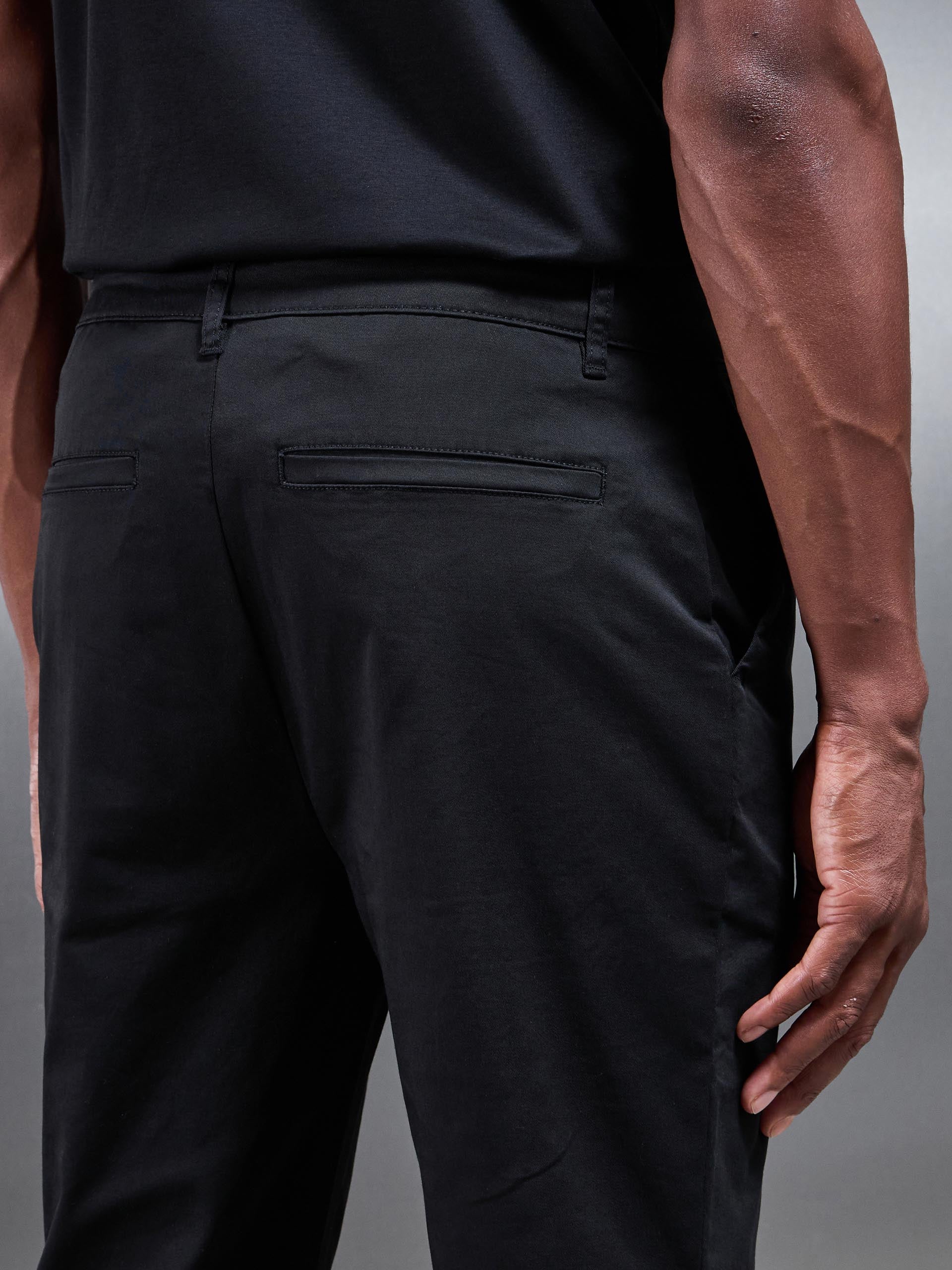 Mens Slim Fit Tailored Chino Trouser in Black