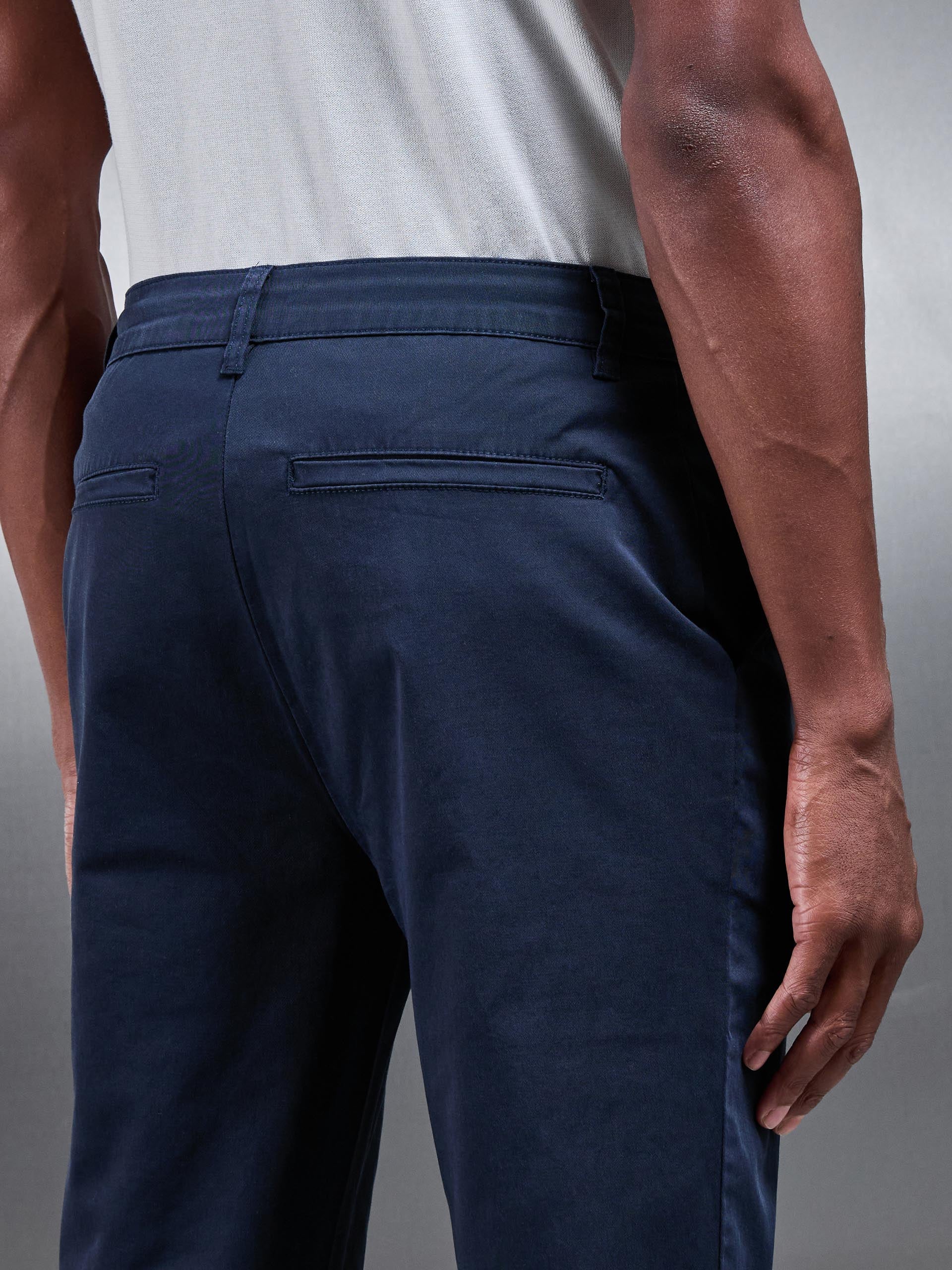Mens Slim Fit Tailored Chino Trouser in Navy