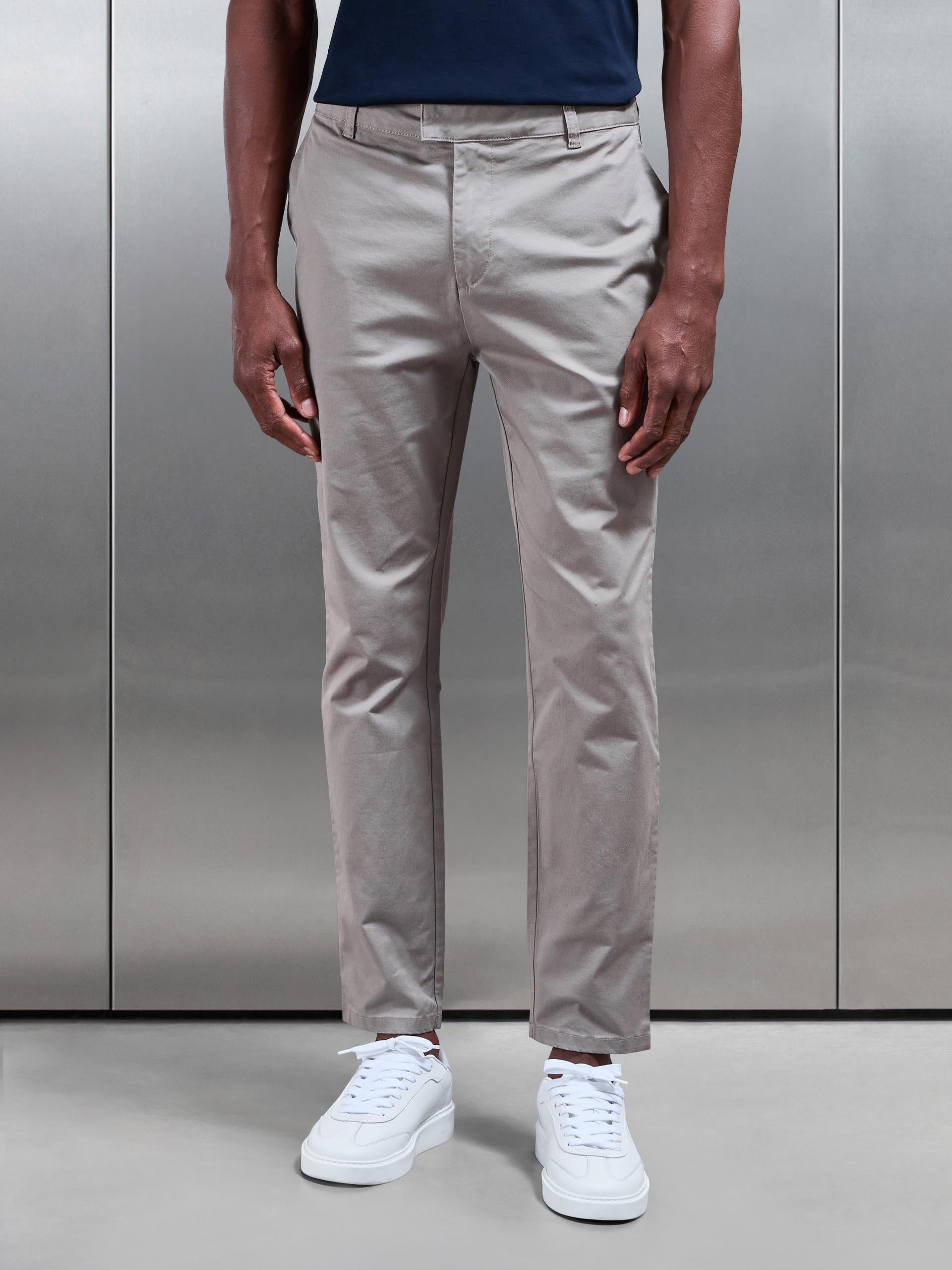 Mens Slim Fit Tailored Chino Trouser in Taupe