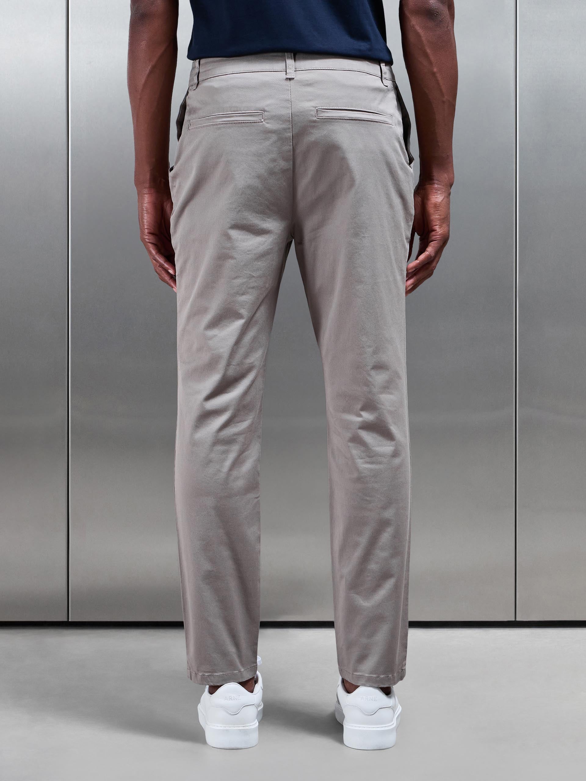 Mens Slim Fit Tailored Chino Trouser in Taupe