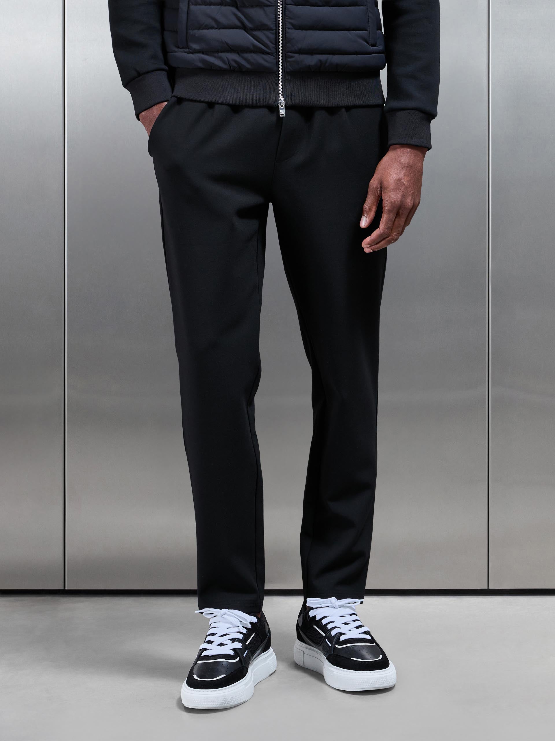 Mens Smart Casual Jogger in Black