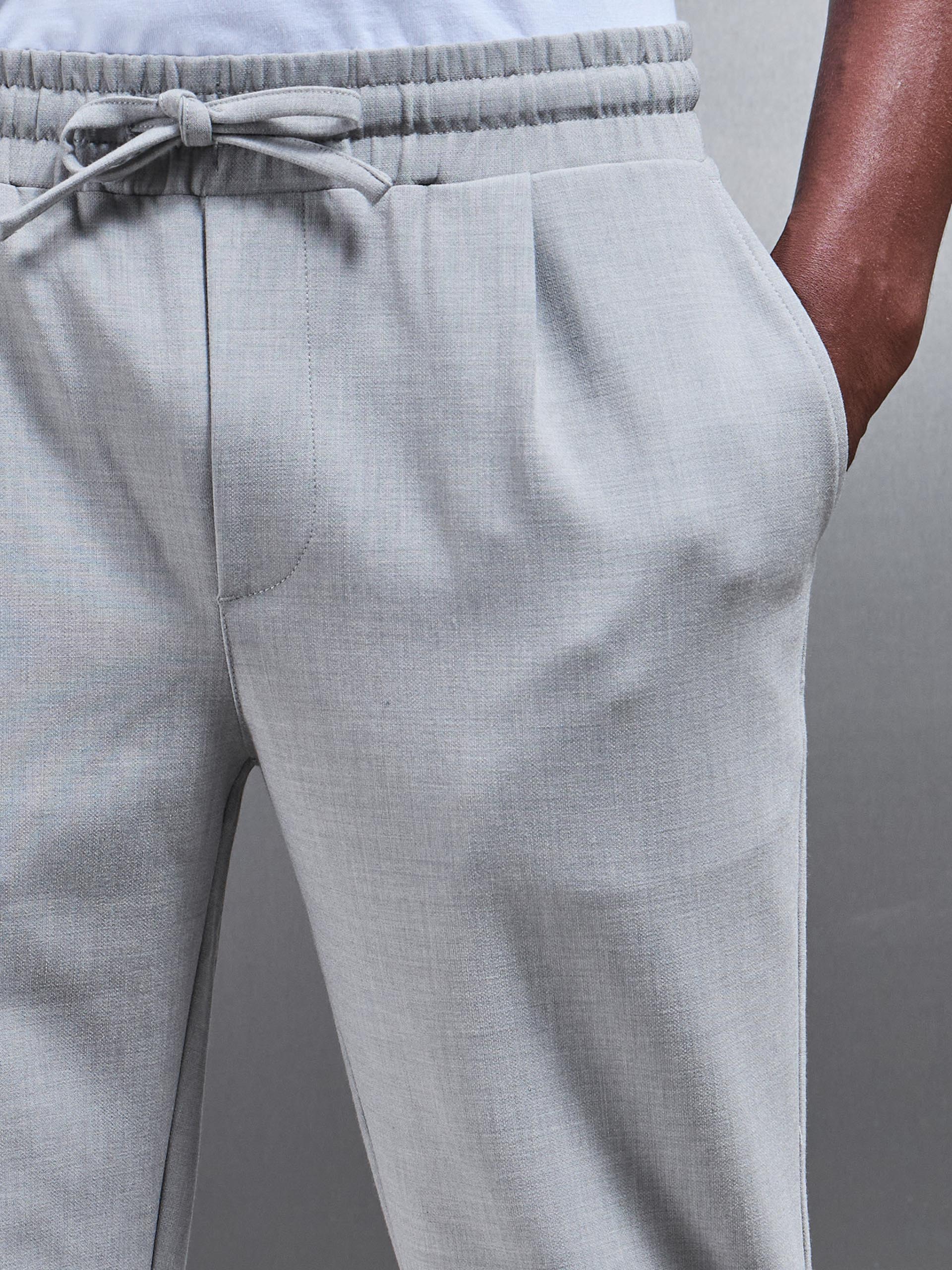 Mens Smart Casual Jogger in Stone