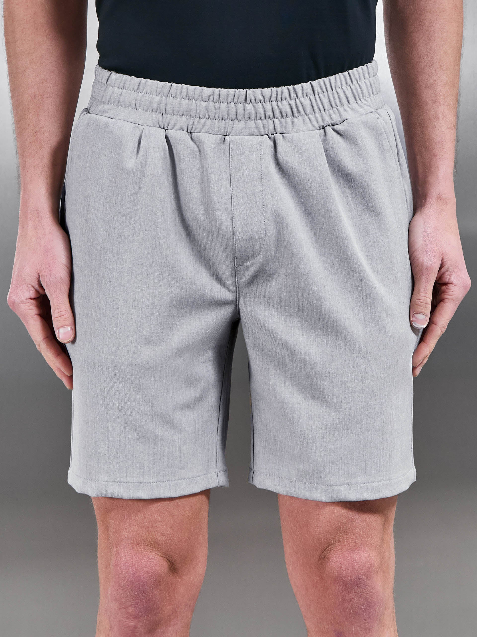 Mens Smart Drawstring Tailored Short in Stone
