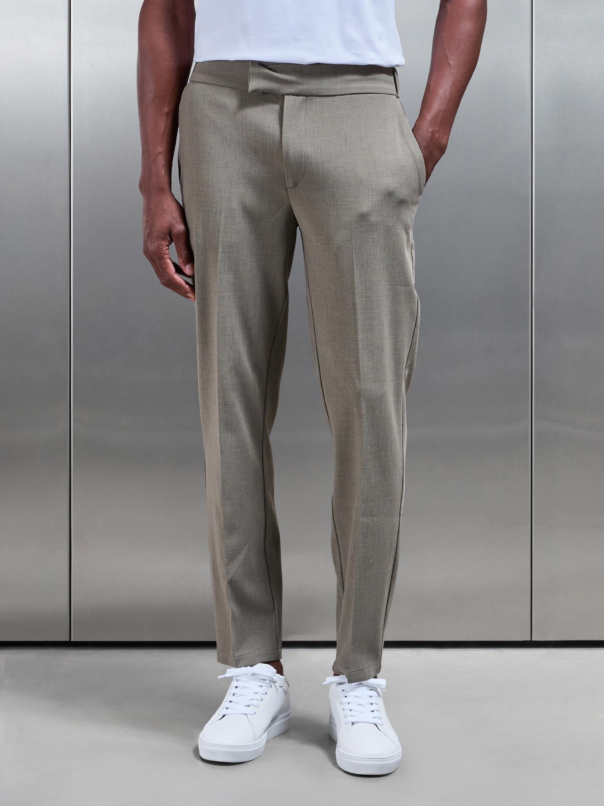 Mens Smart Tailored Drawstring Stretch Trouser in Olive