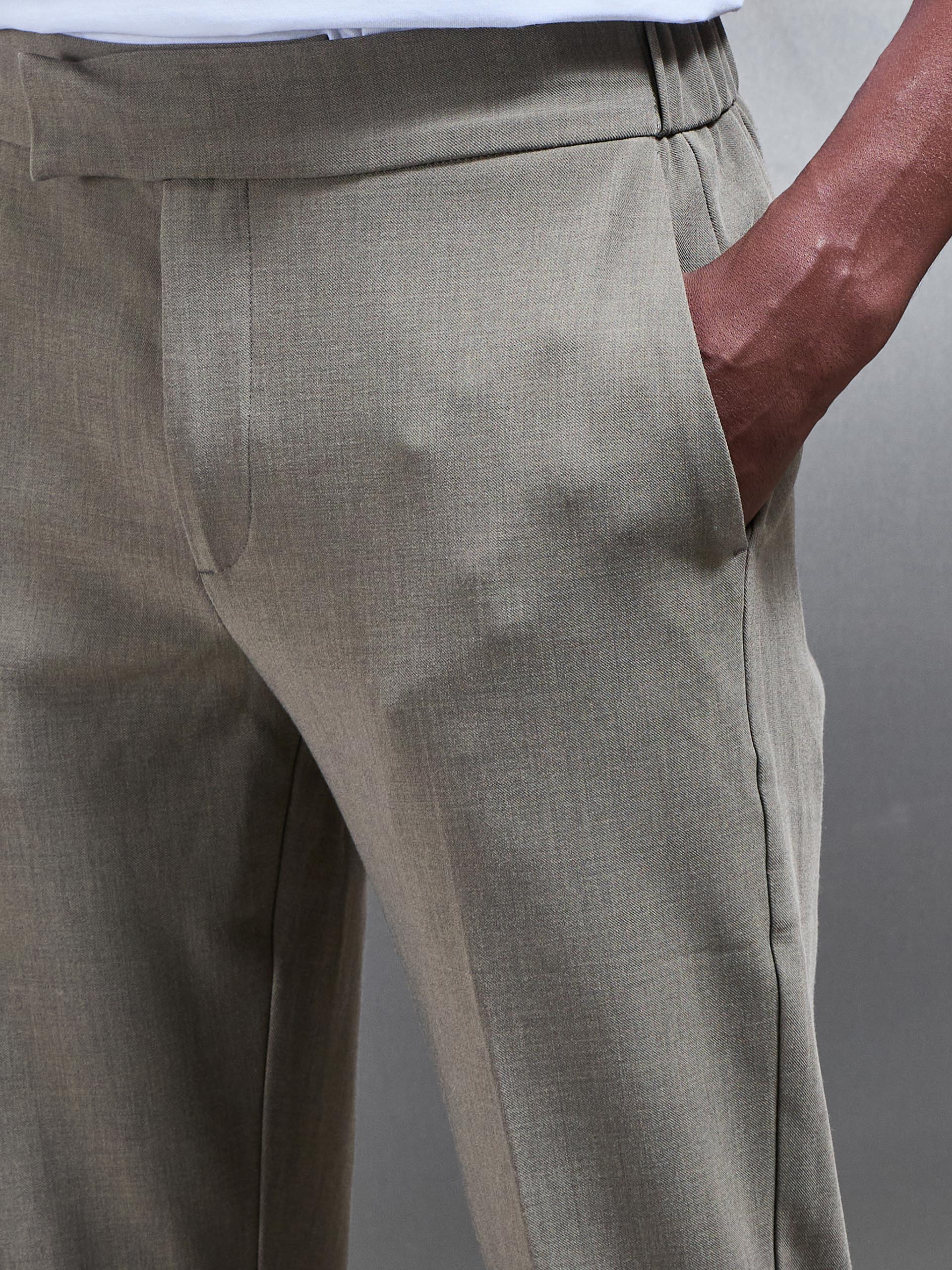Mens Smart Tailored Drawstring Stretch Trouser in Olive