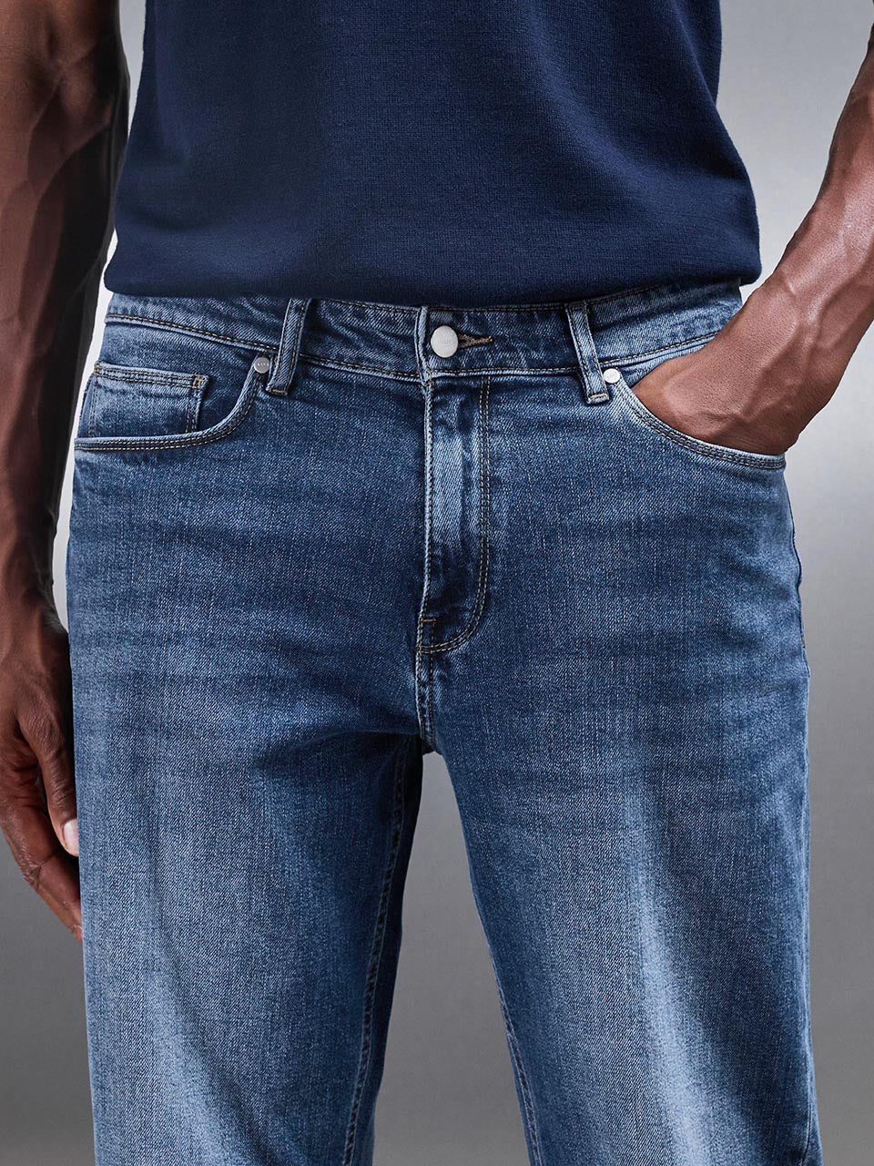 Mens Straight Leg Denim Jeans in Mid Blue