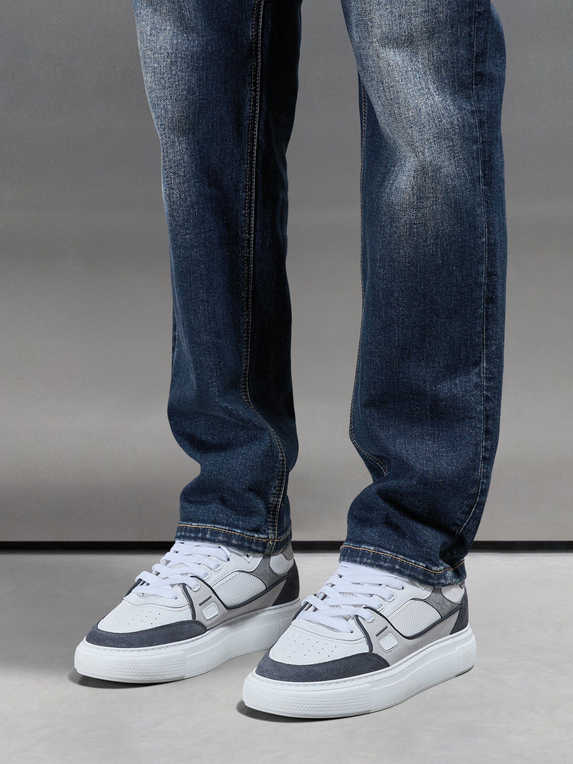 Mens Straight Leg Denim Jeans in Vintage Blue
