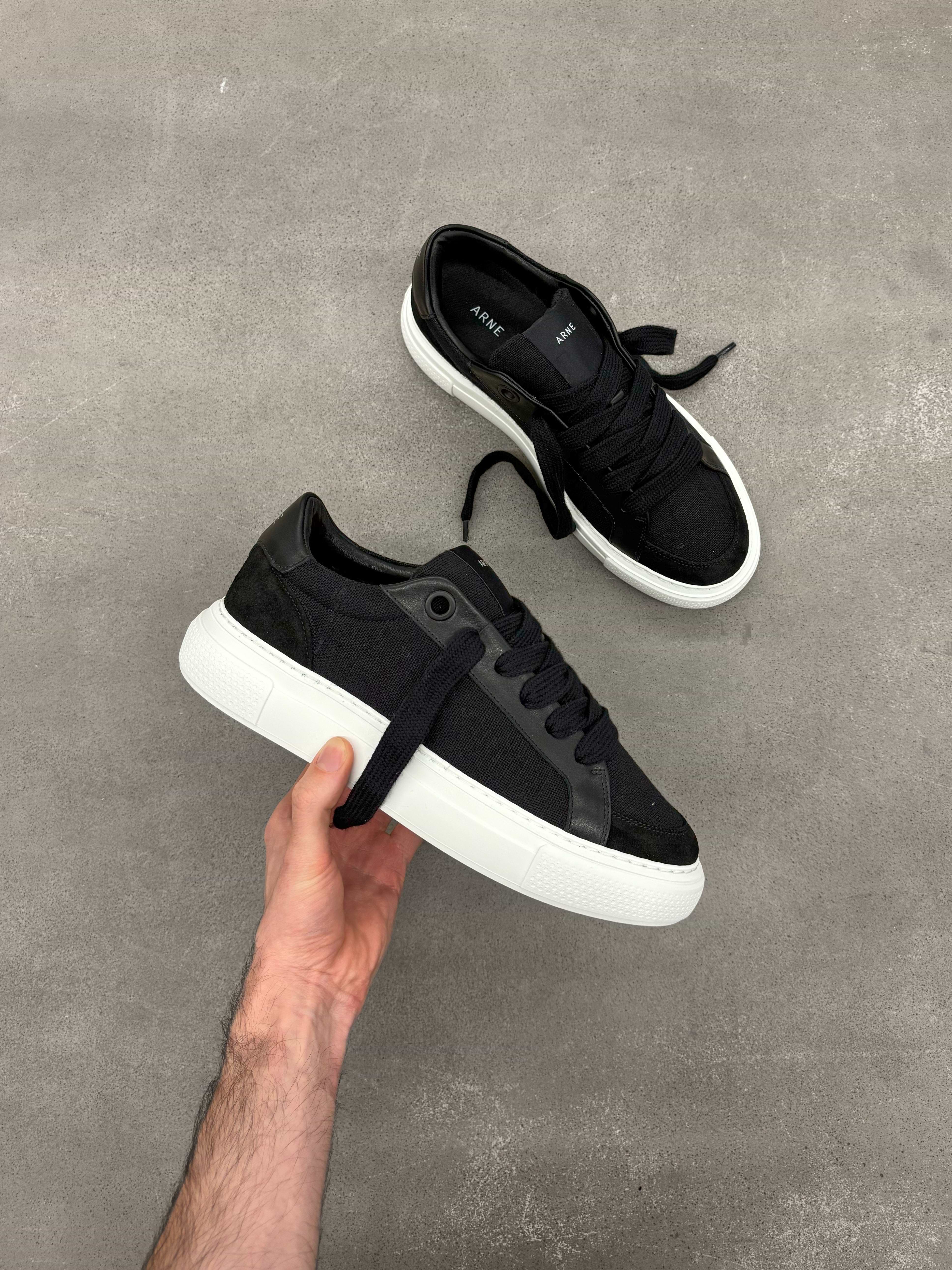Studio Trainer in Black