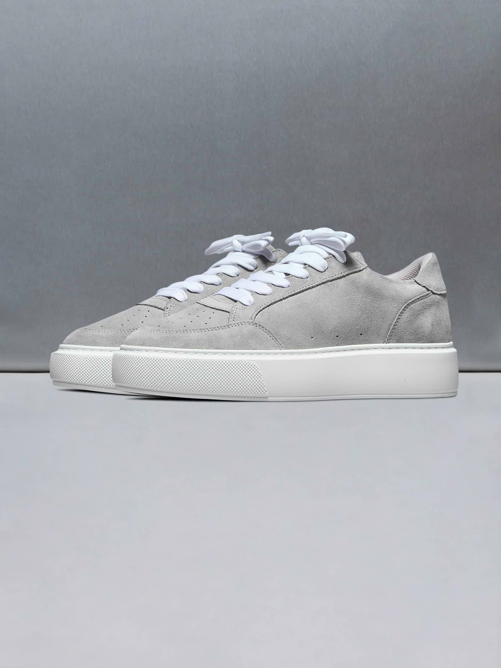 Suede Court 2.0 Trainer in Grey